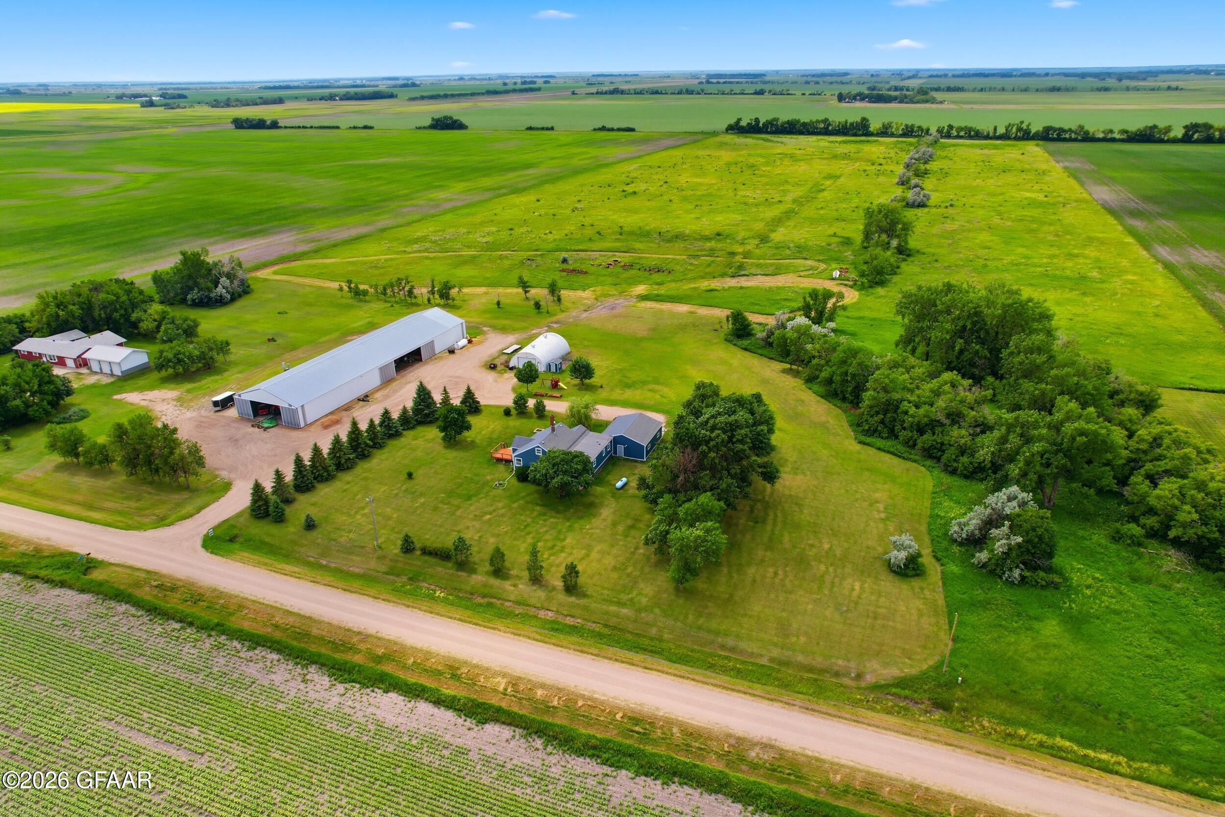 main property photo 32