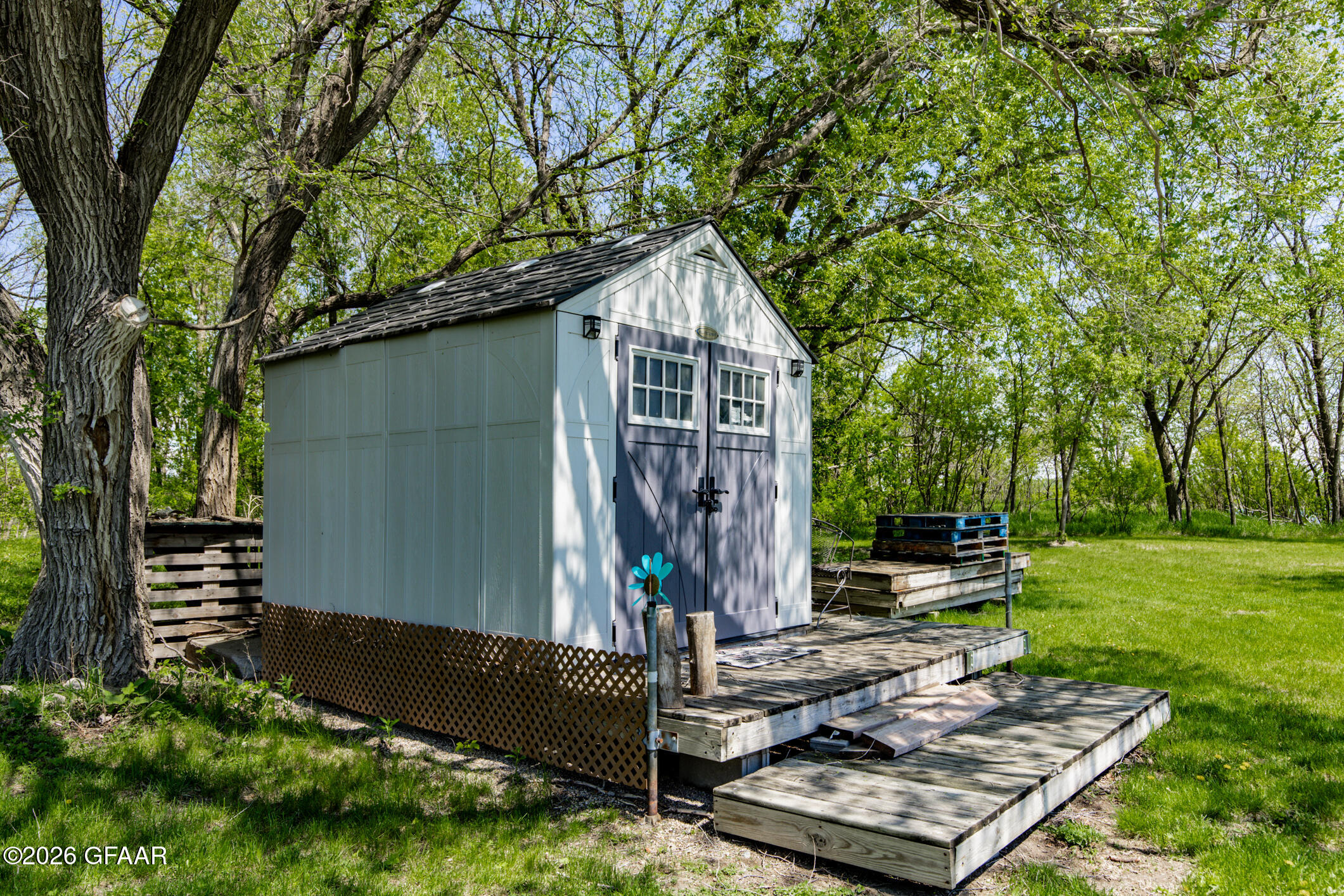 main property photo 65