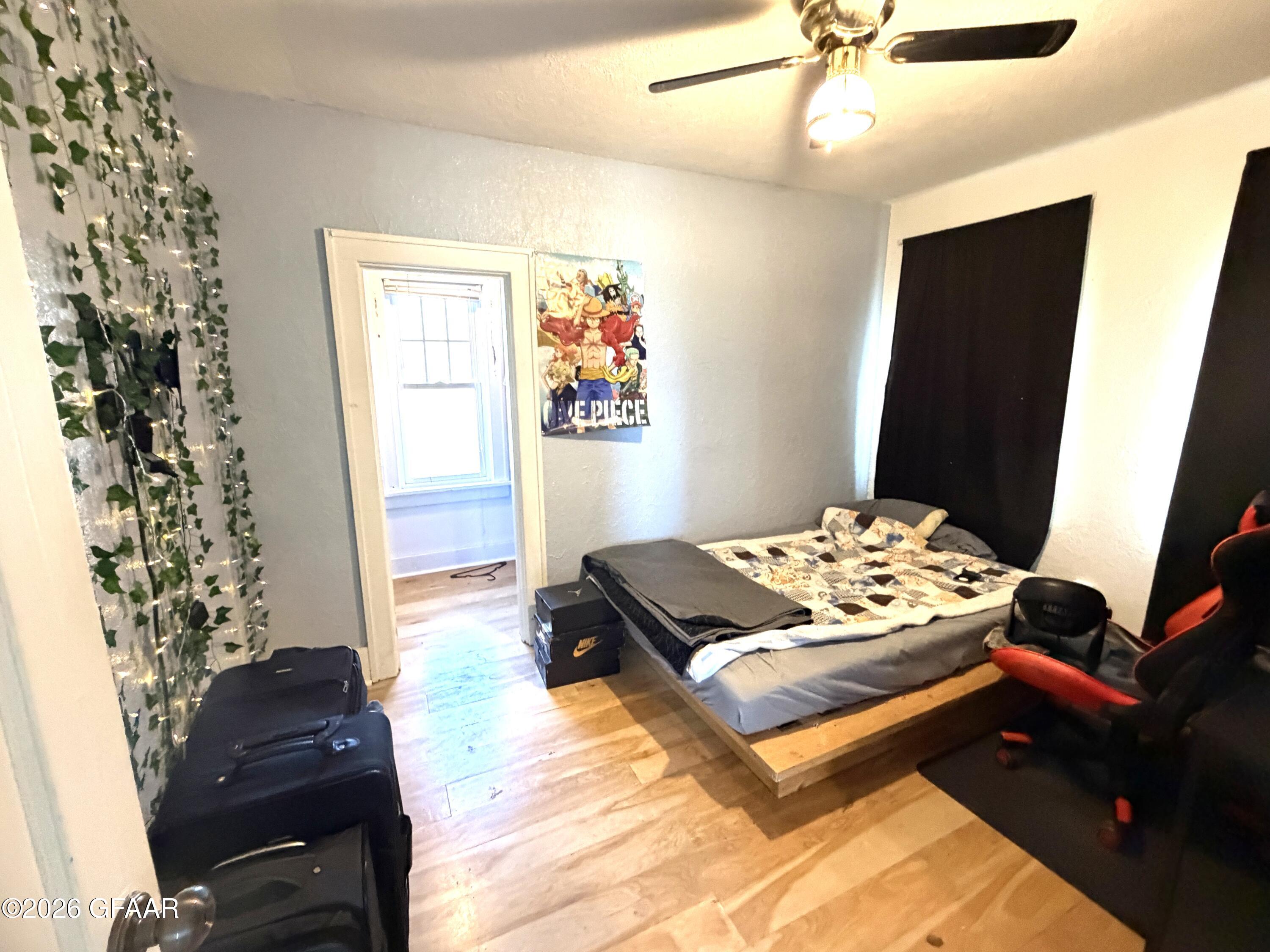 main property photo 27