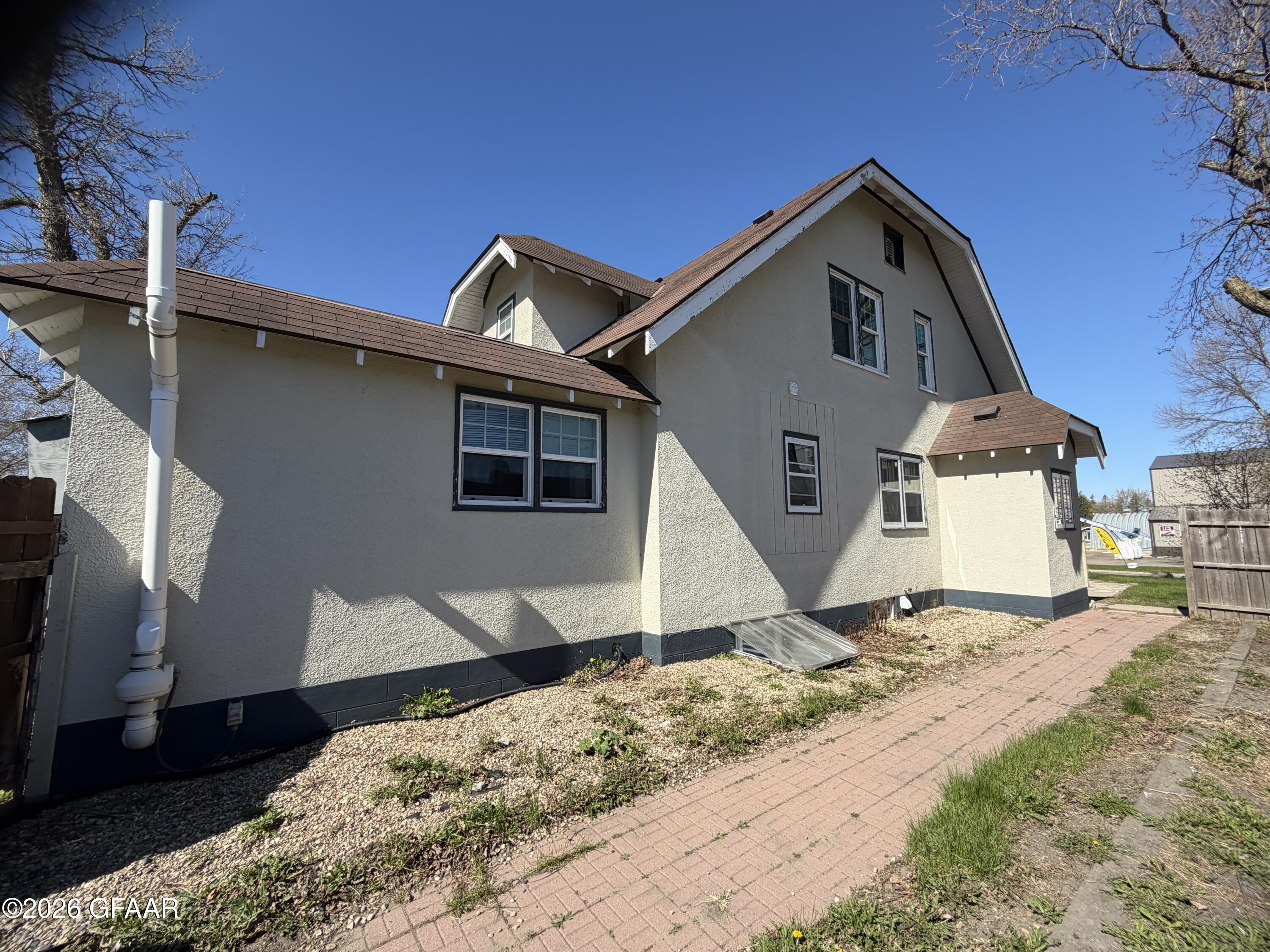 main property photo 50