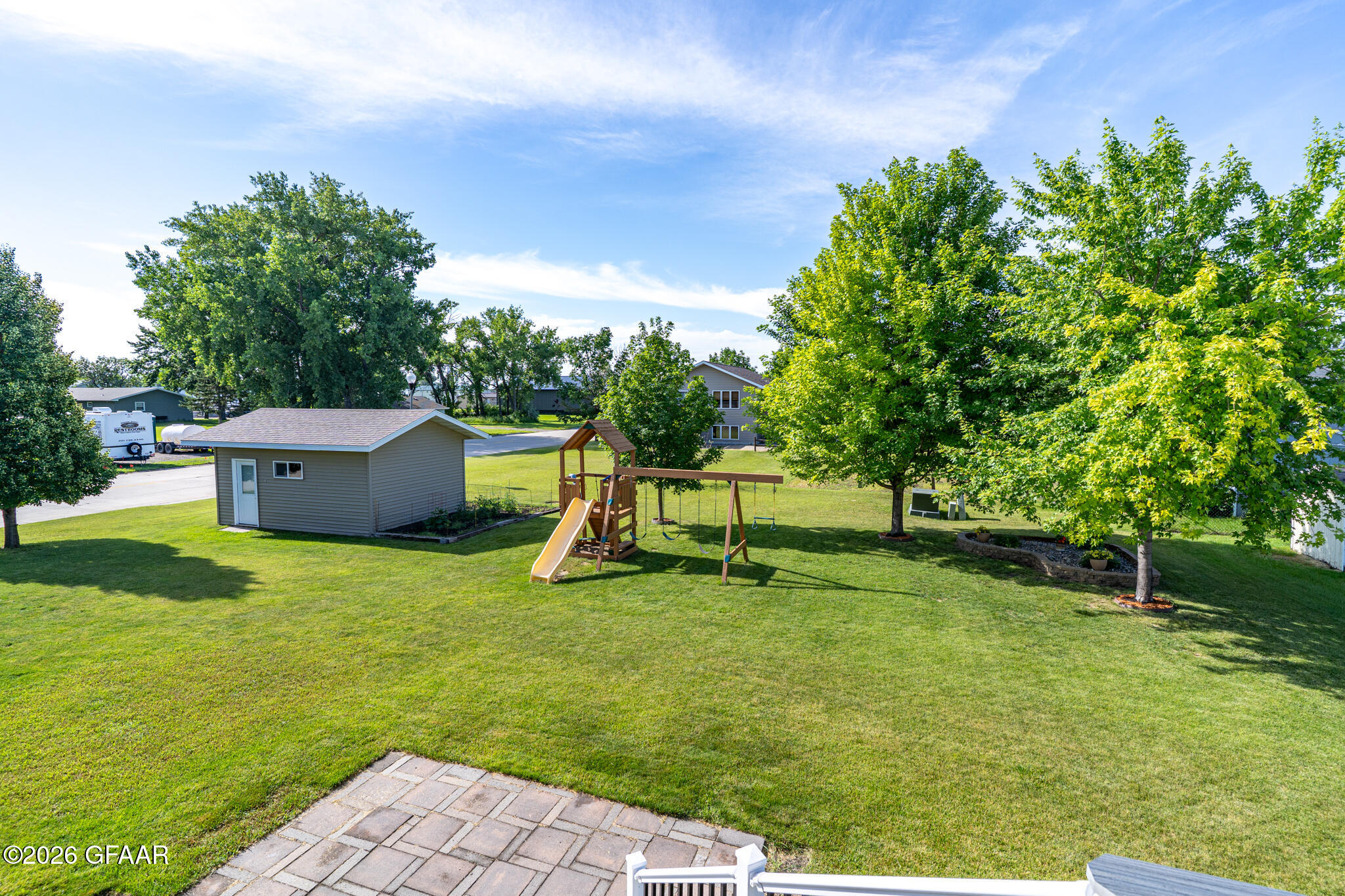 main property photo 29