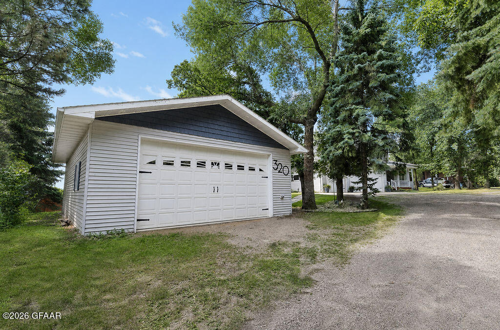 main property photo 73