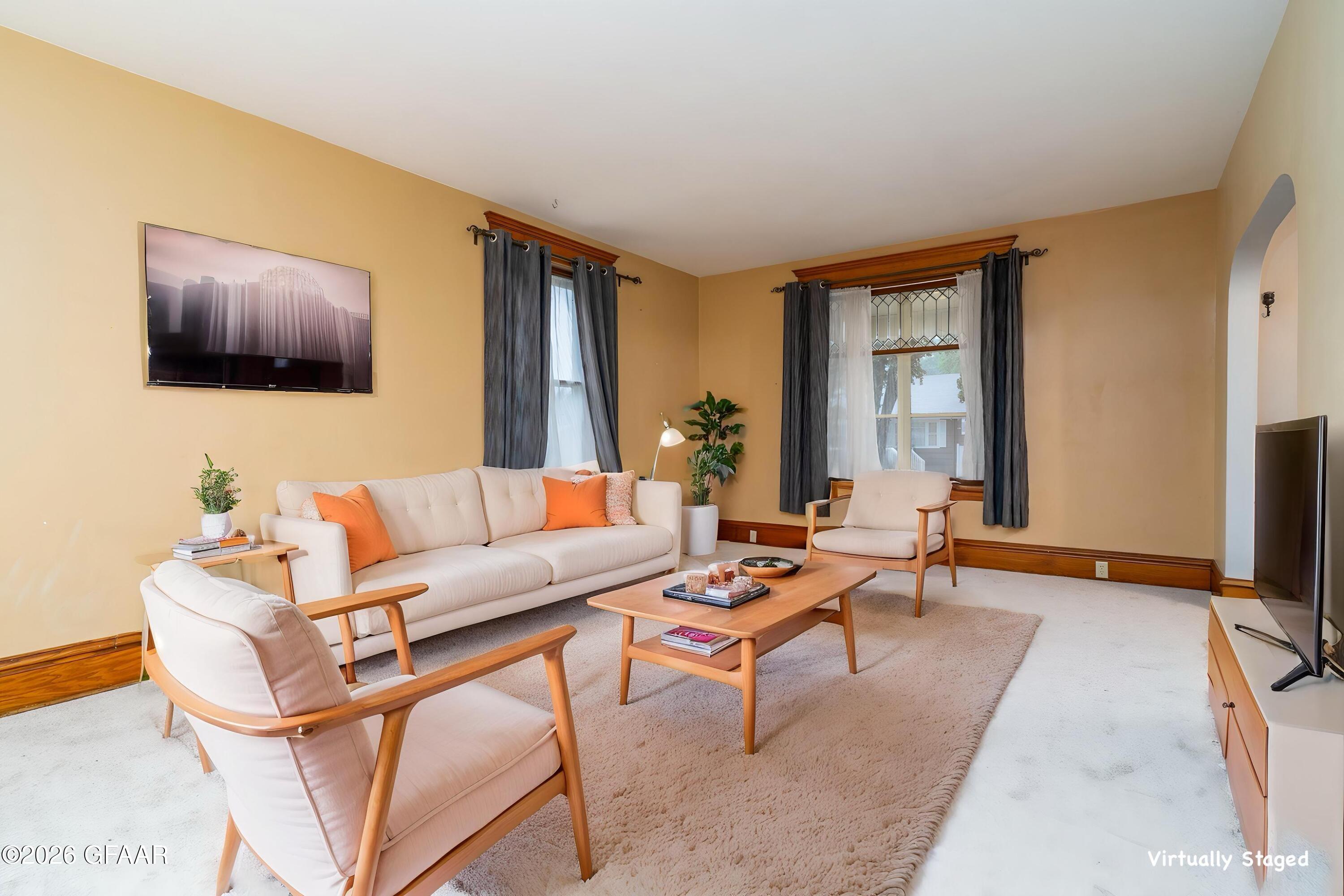 main property photo 5