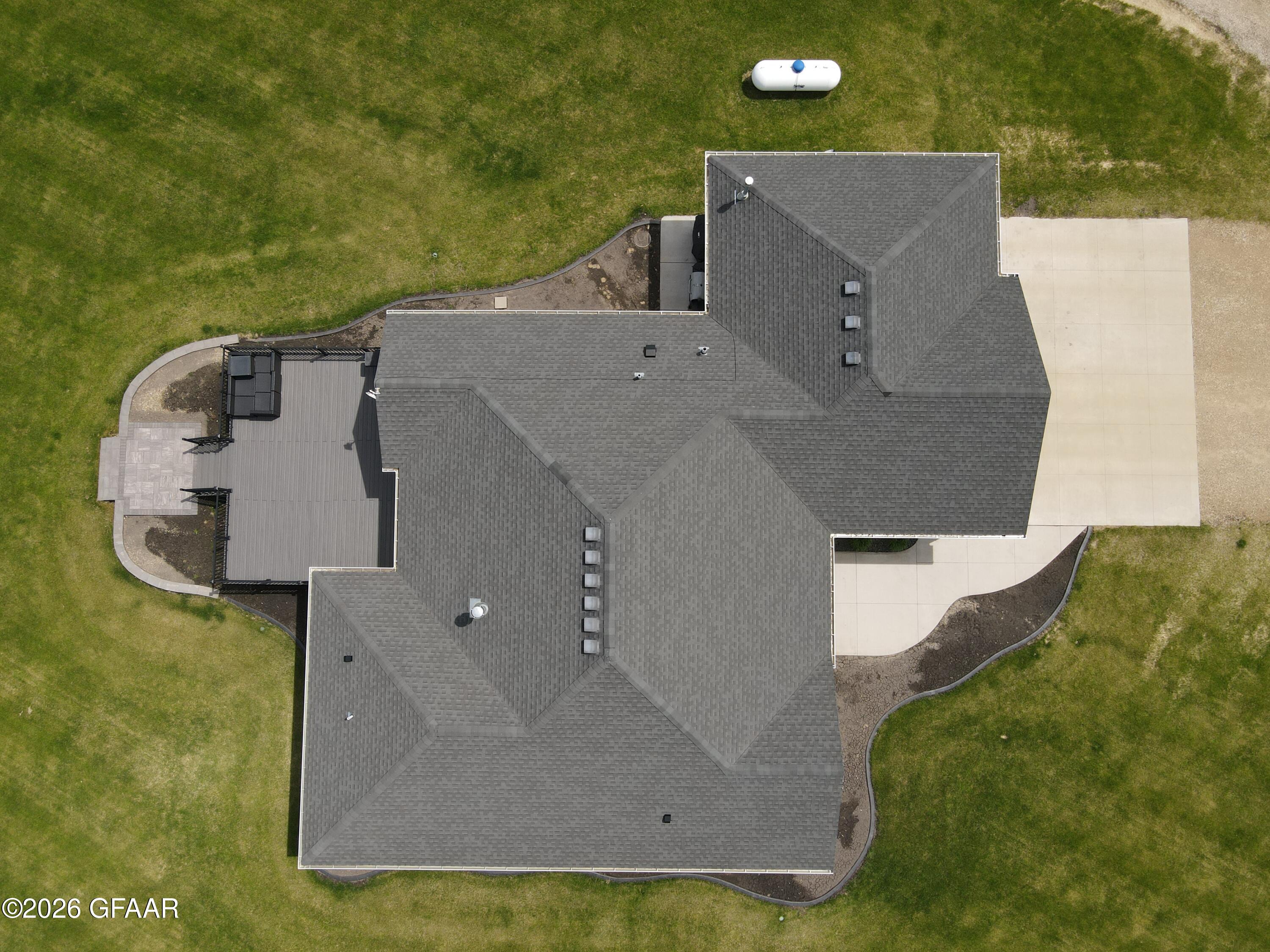 main property photo 43