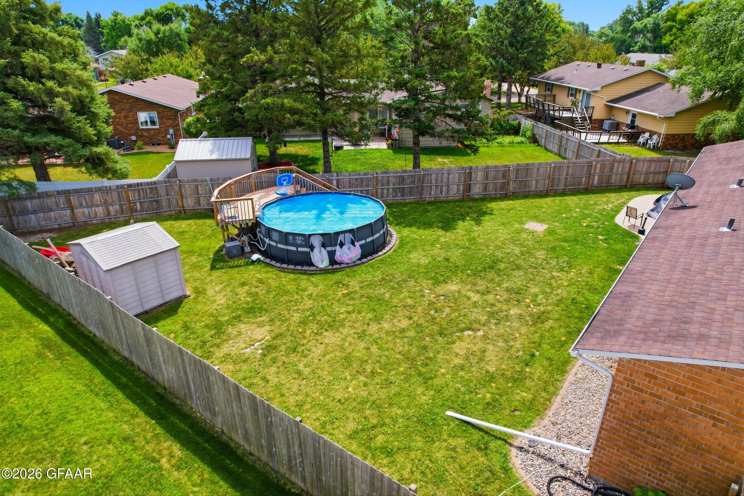 main property photo 34
