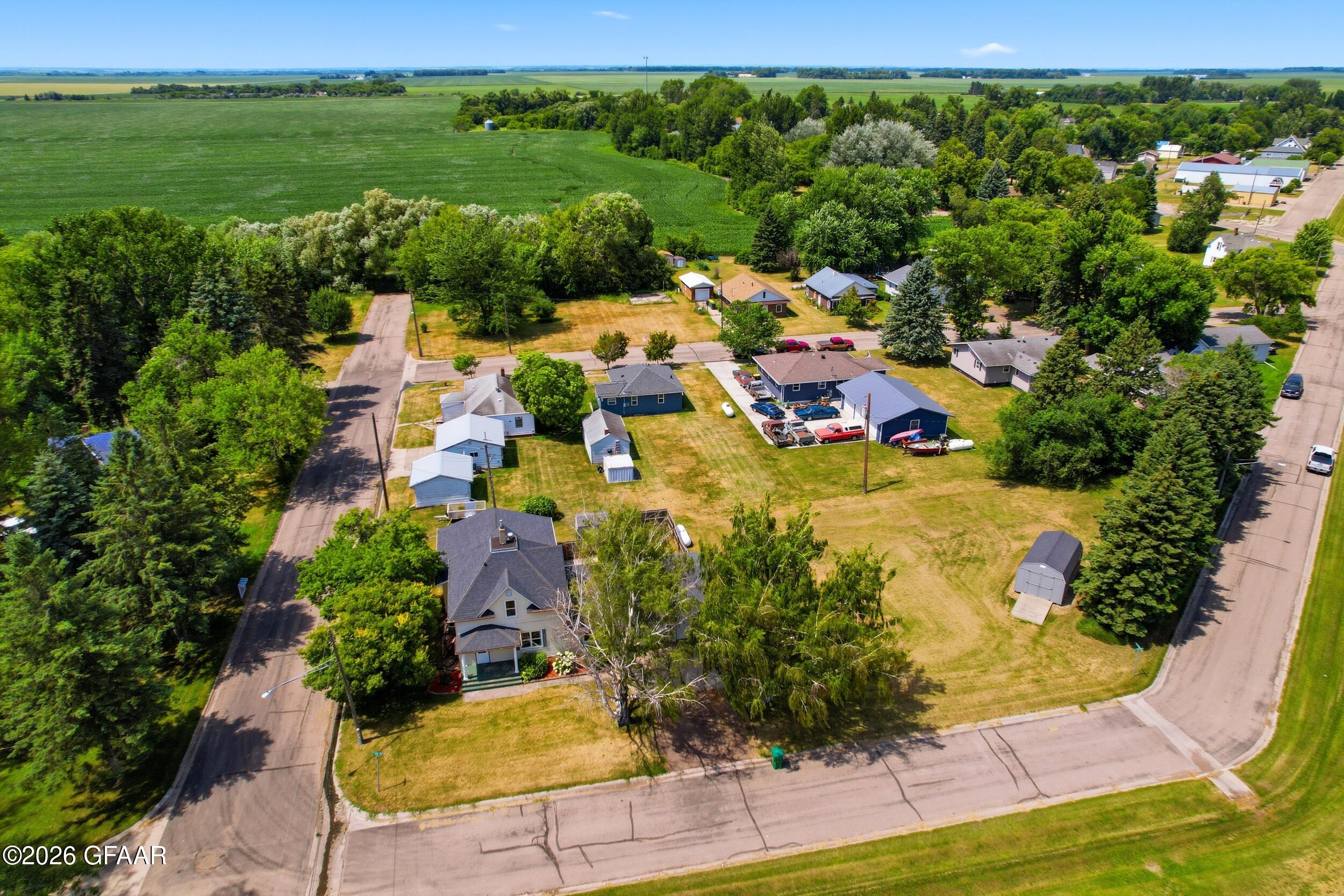 main property photo 31