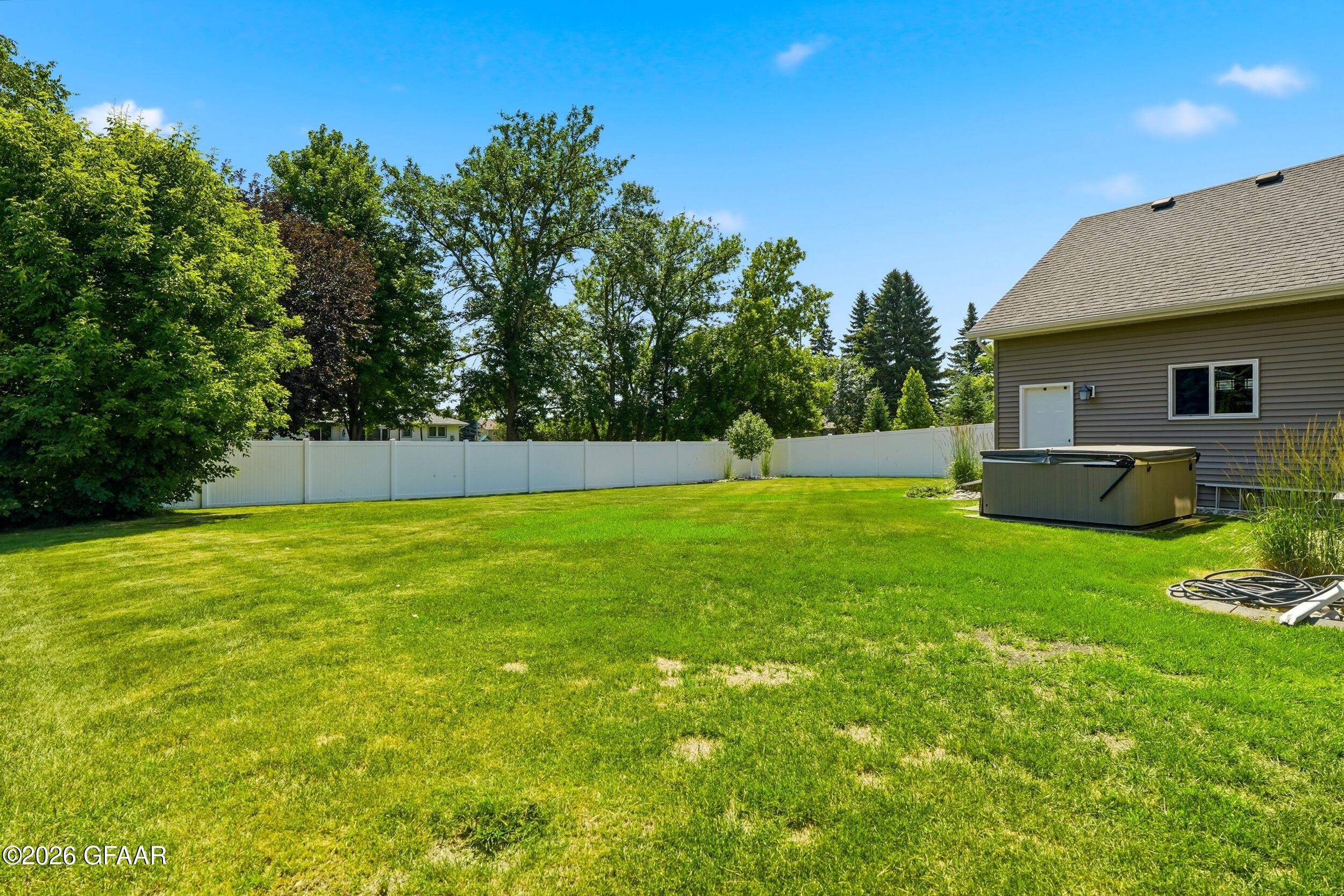 main property photo 50