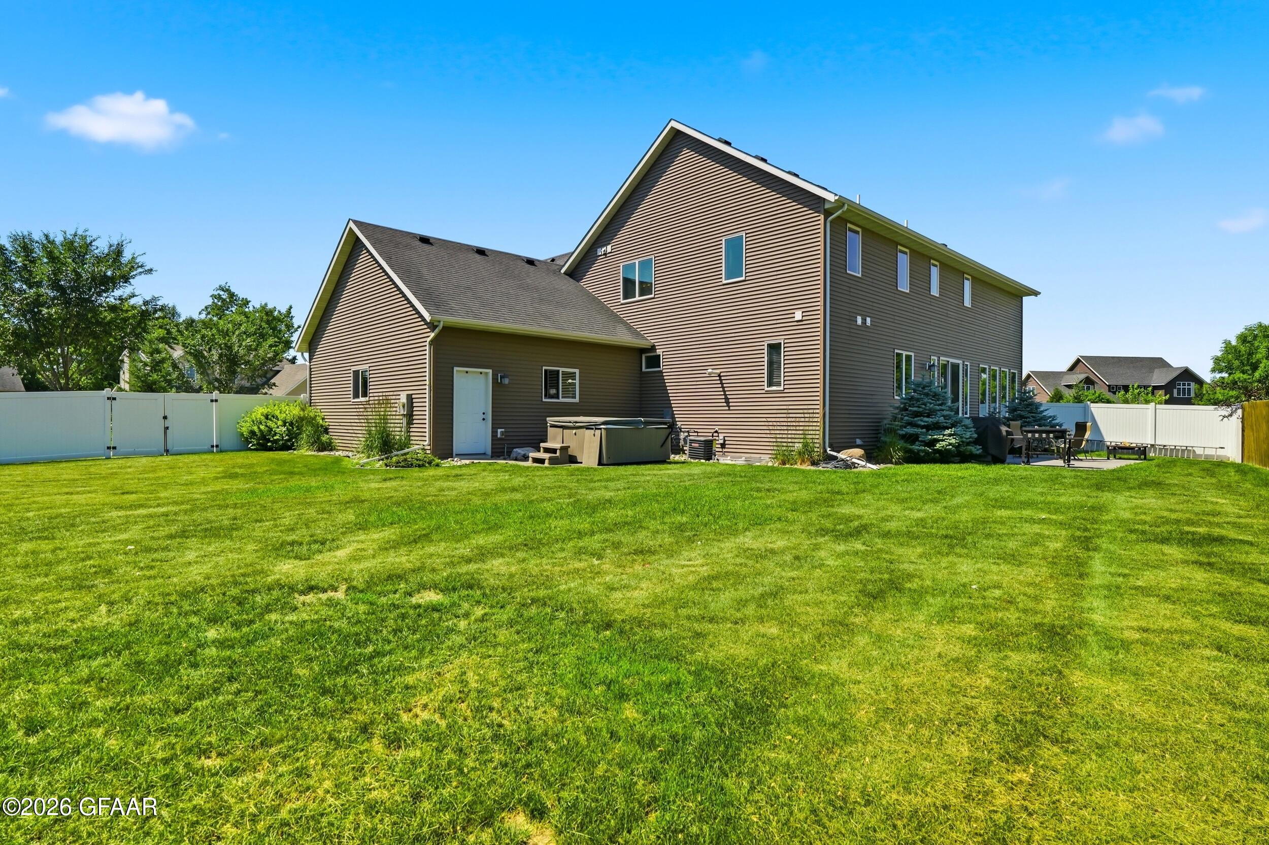 main property photo 51
