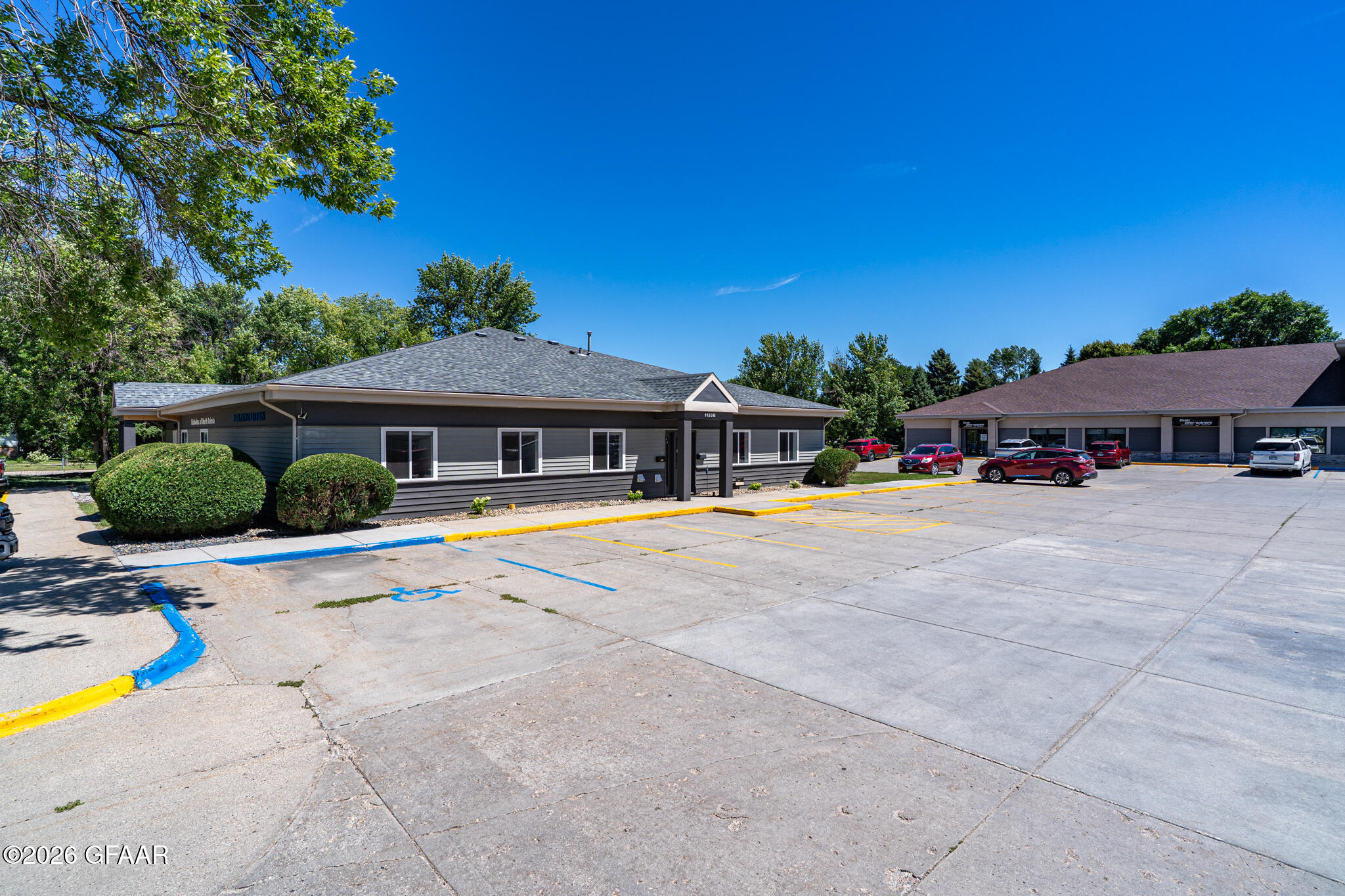 main property photo 16