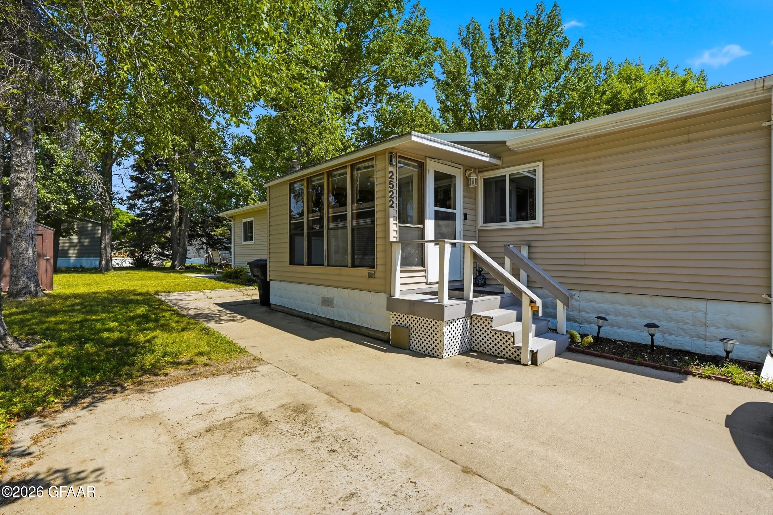 main property photo 19
