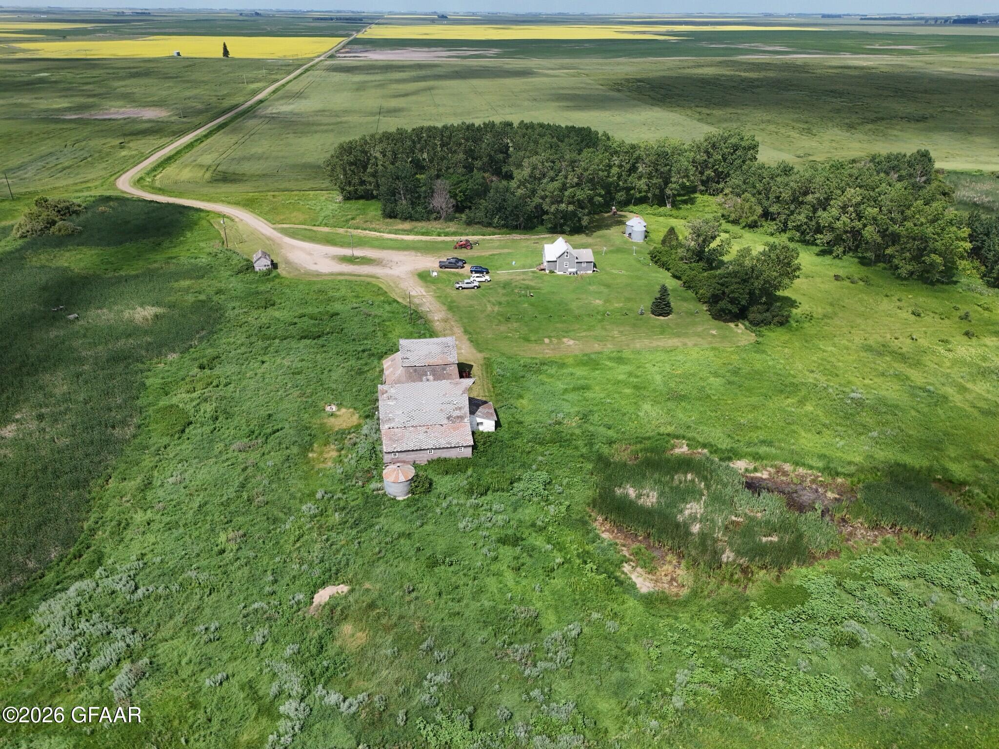 main property photo 23