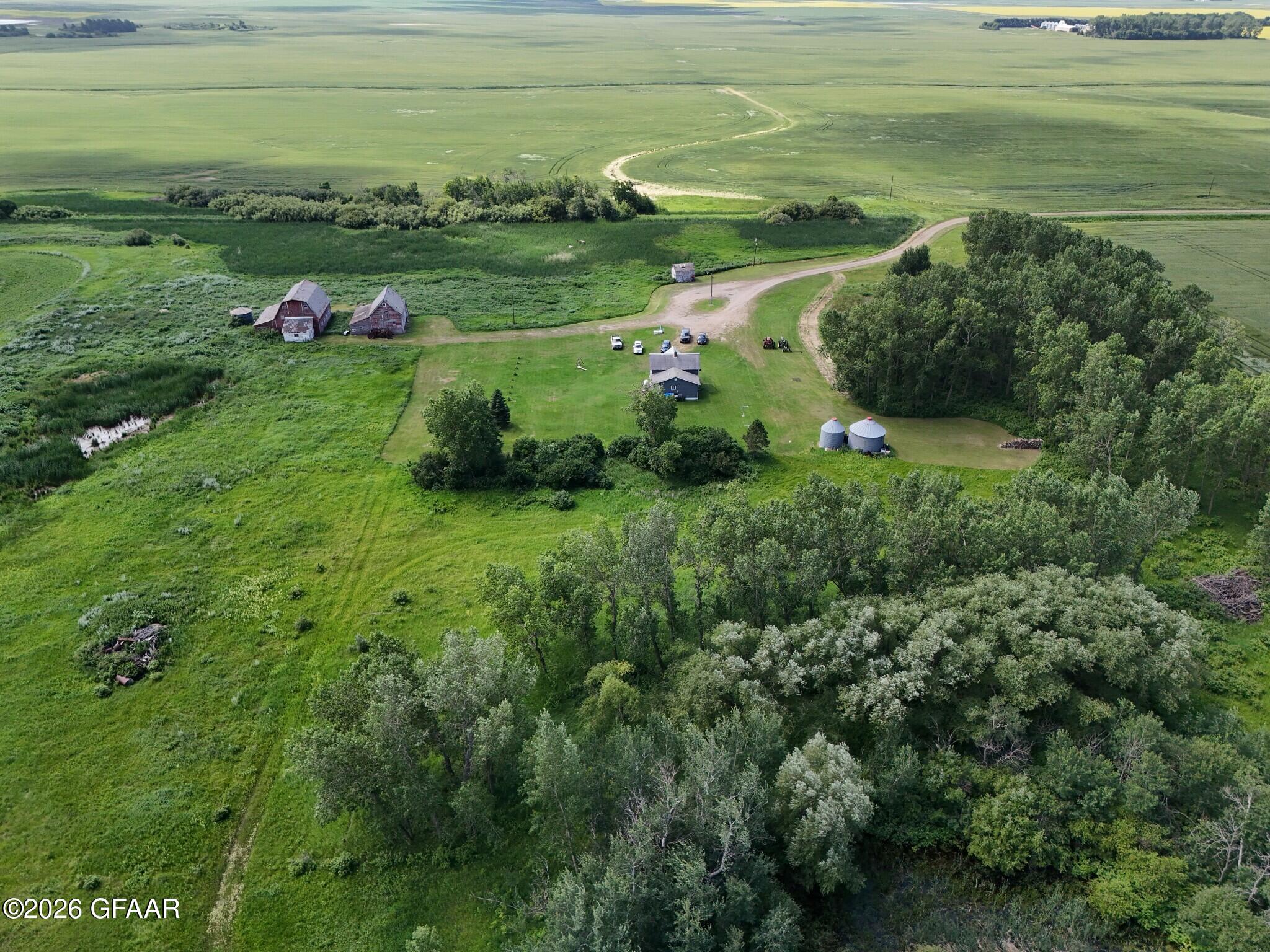 main property photo 25