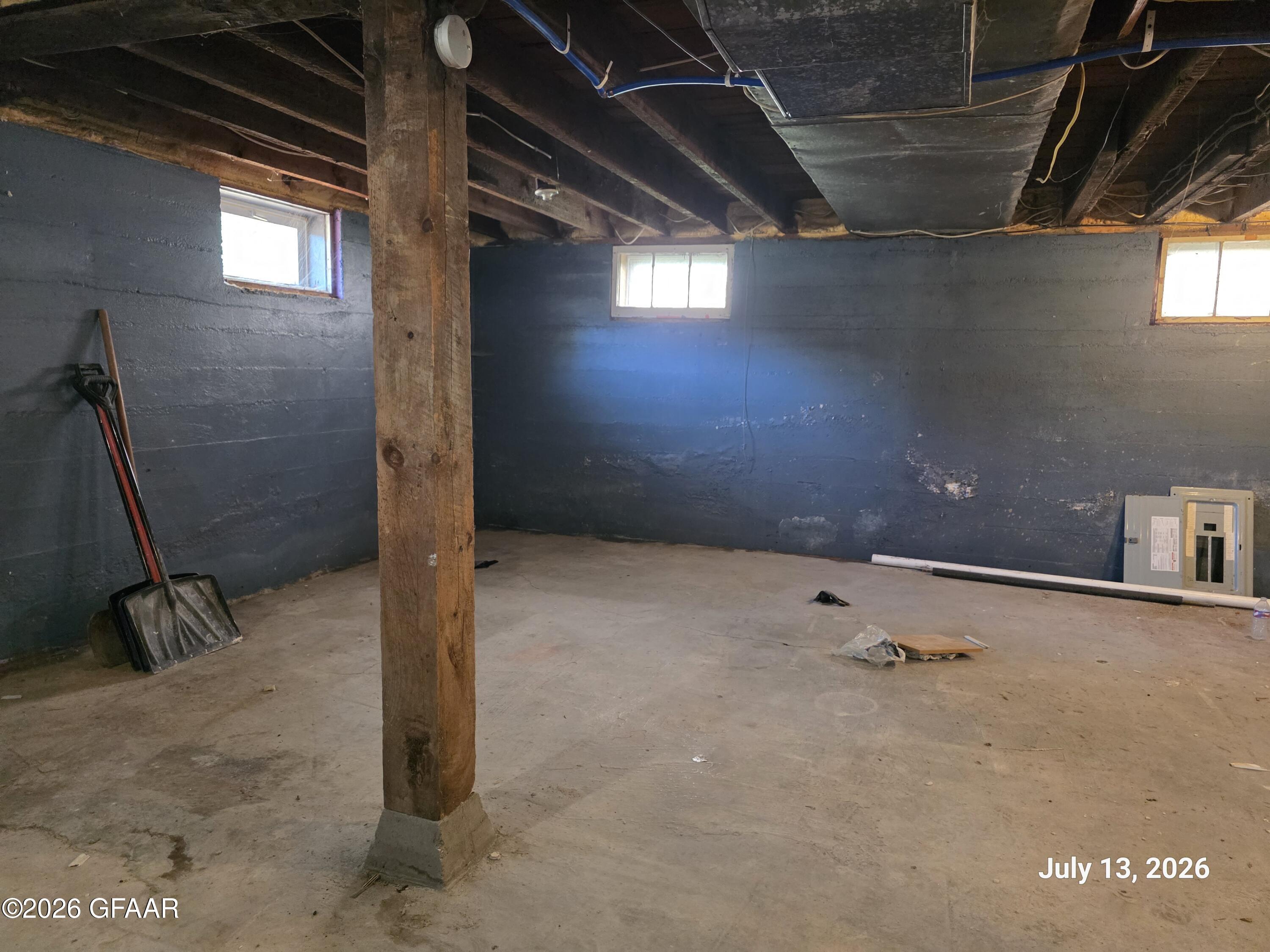 main property photo 18