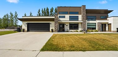 image of property with 2 Bed | 2 Bath | 2,016 Sqft