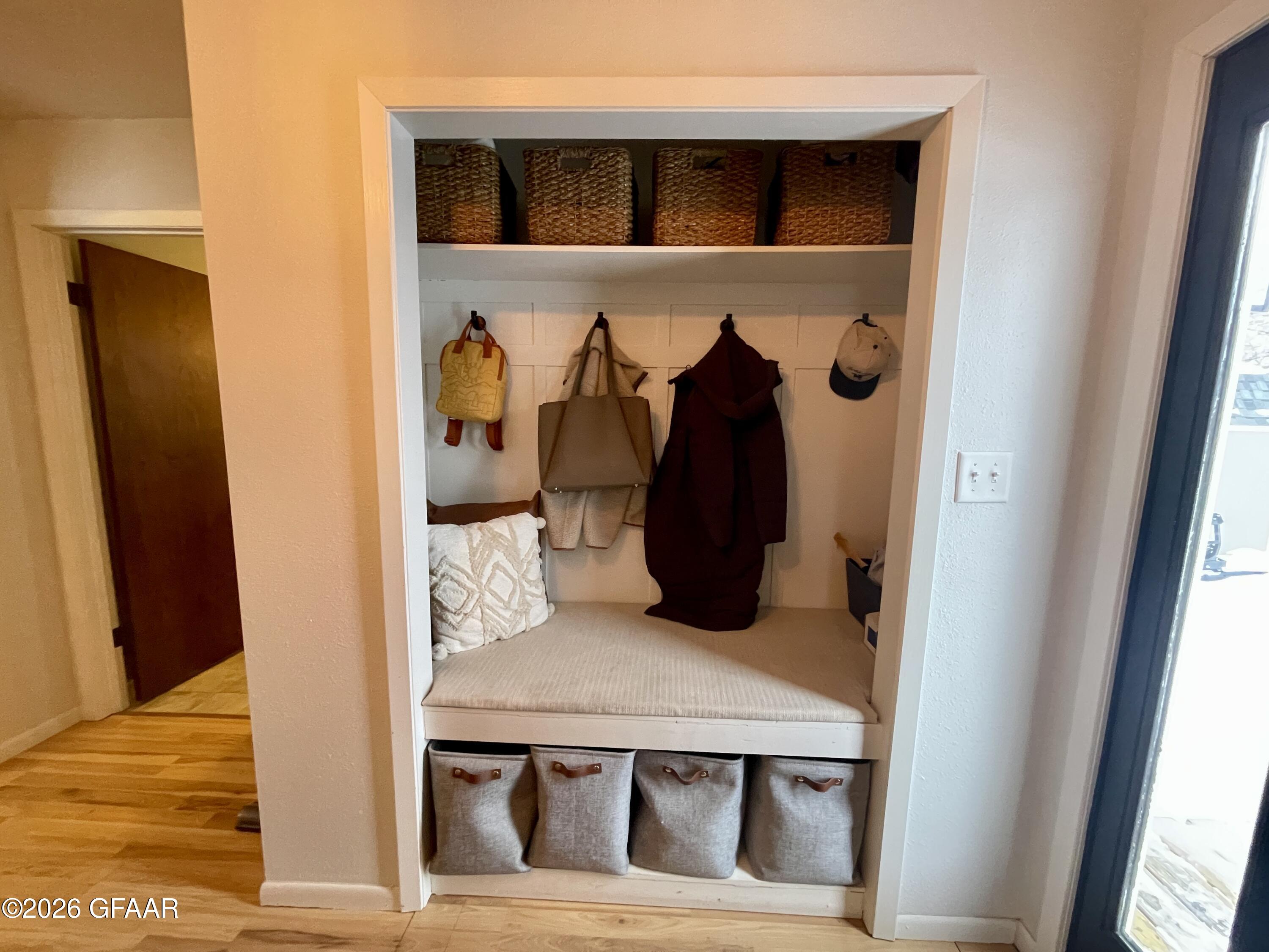property viewer photo 13