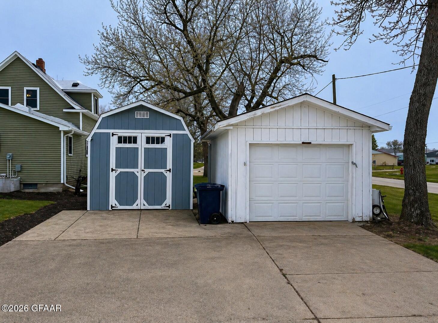 property viewer photo 26
