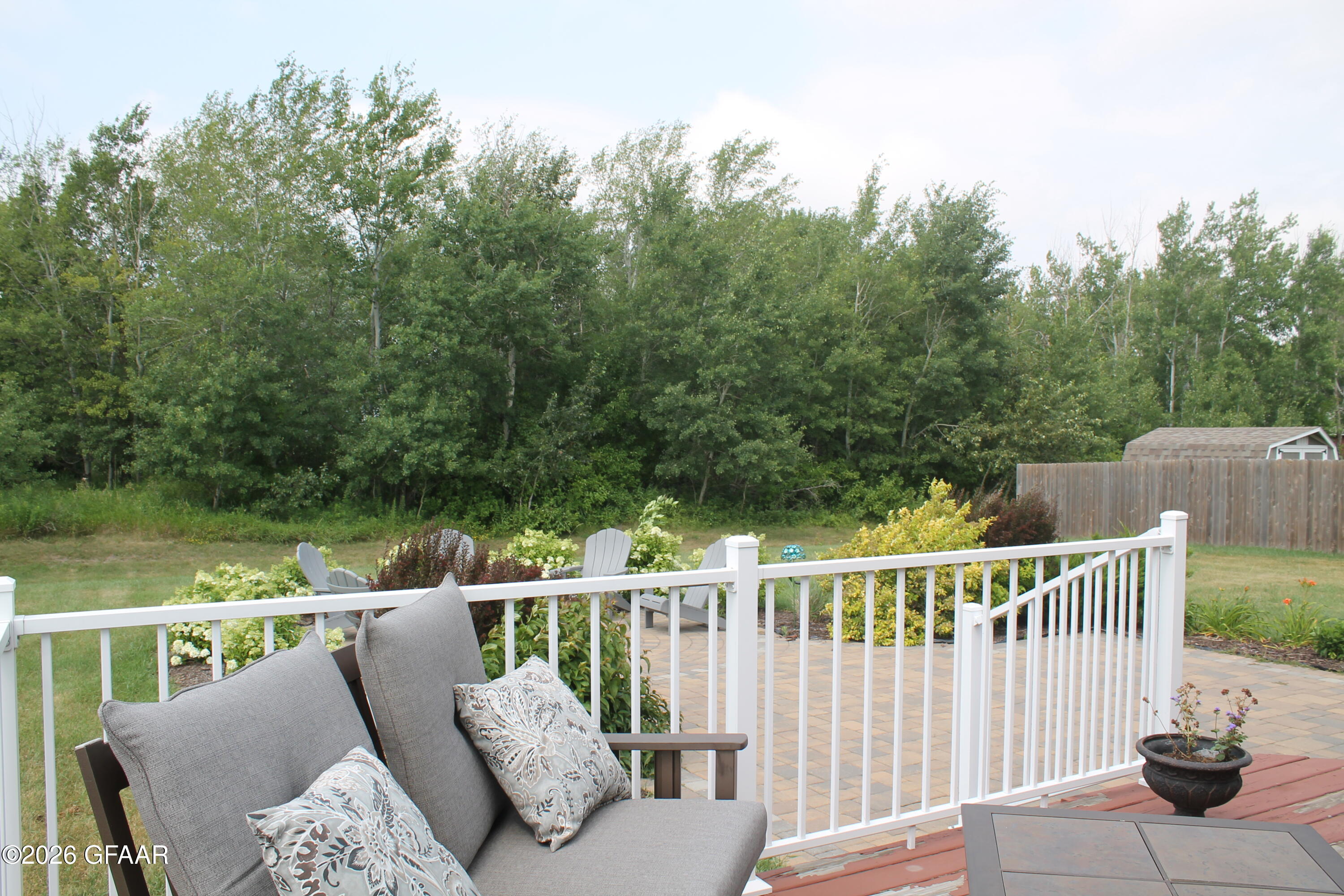 main property photo 74