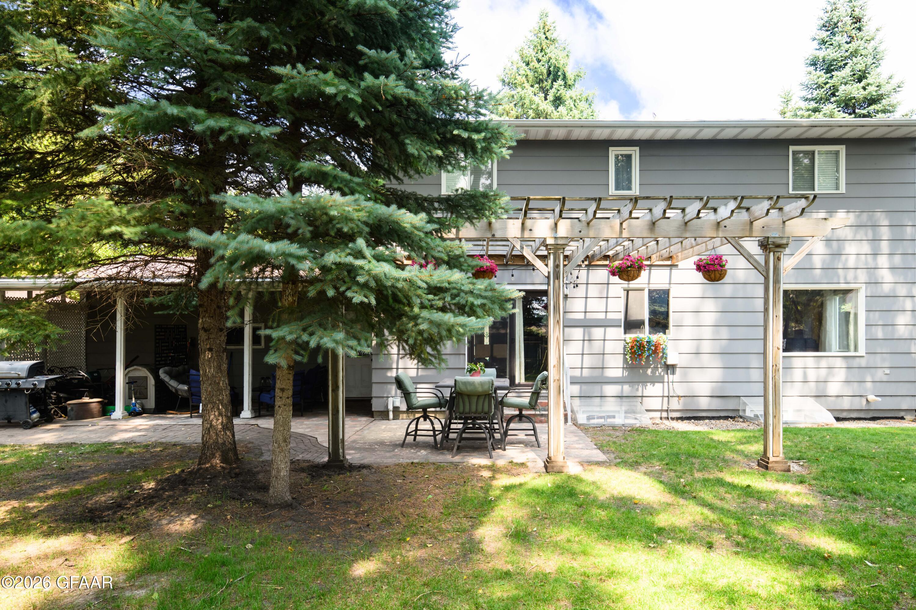 main property photo 46