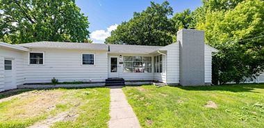 image of property with 3 Bed | 2 Bath | 2,684 Sqft