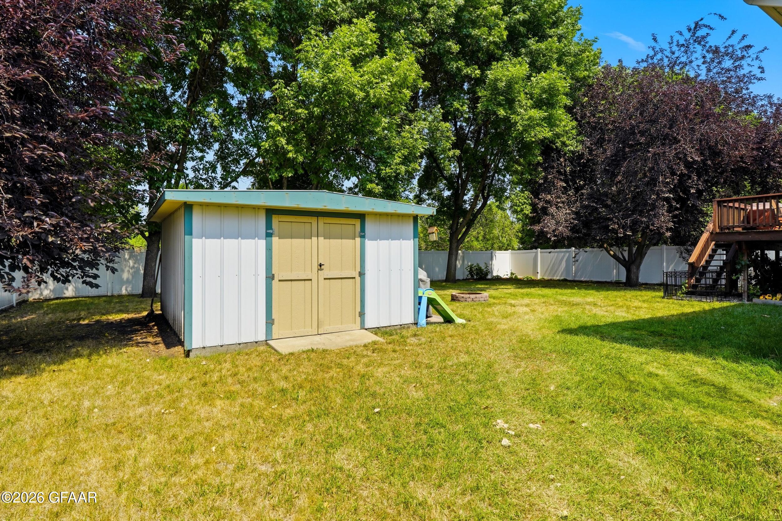 main property photo 26