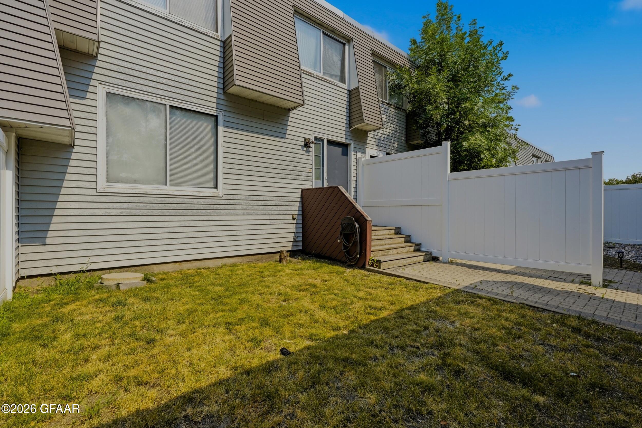 main property photo 21