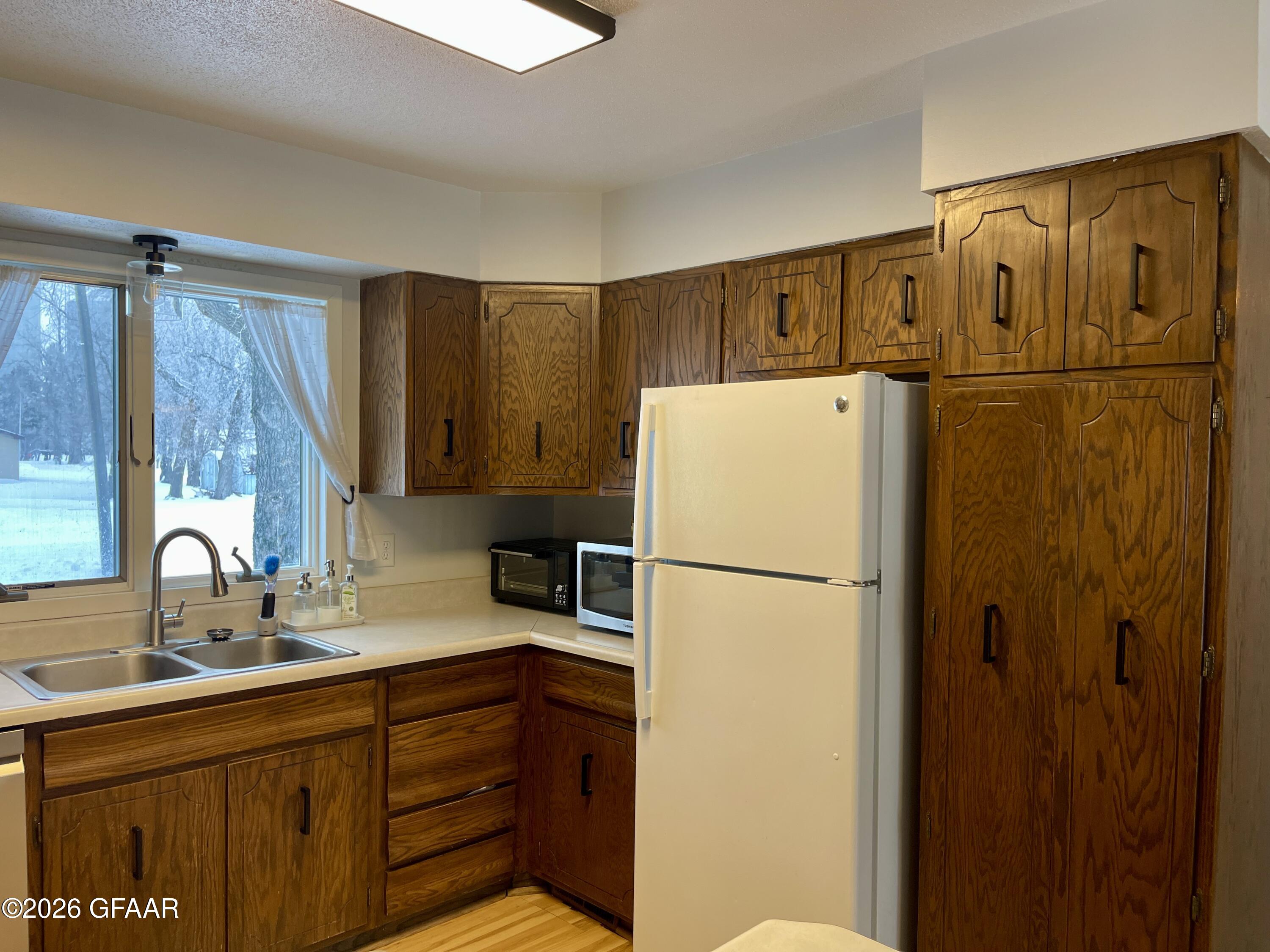 property viewer photo 7