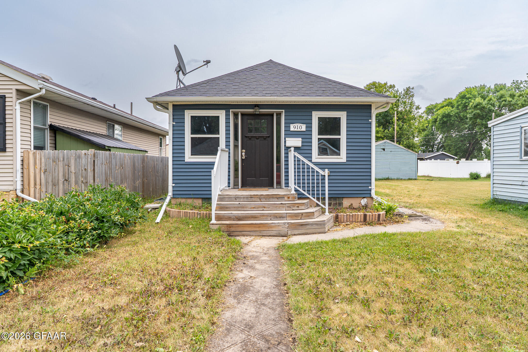 main property photo 1