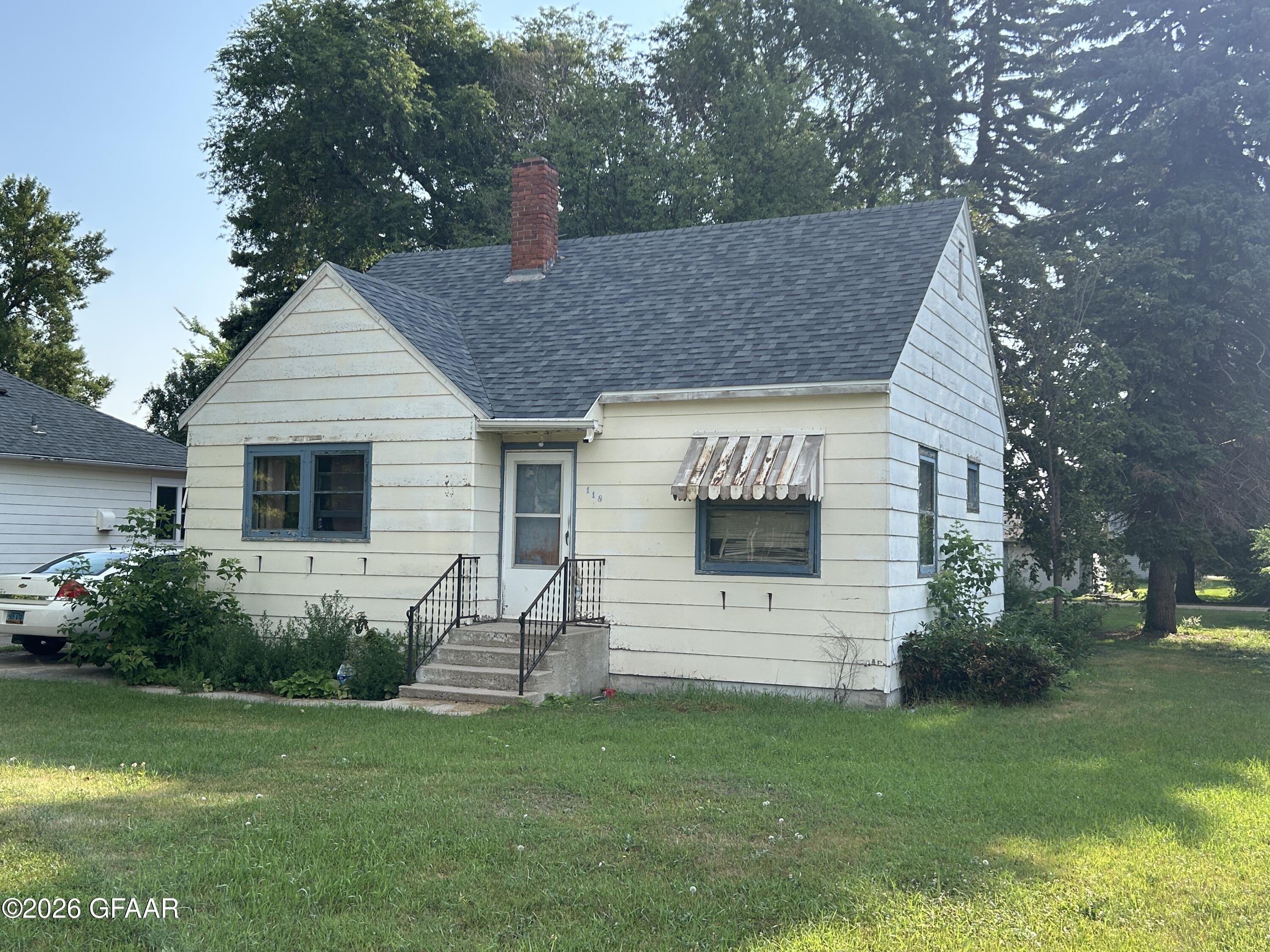 main property photo 0