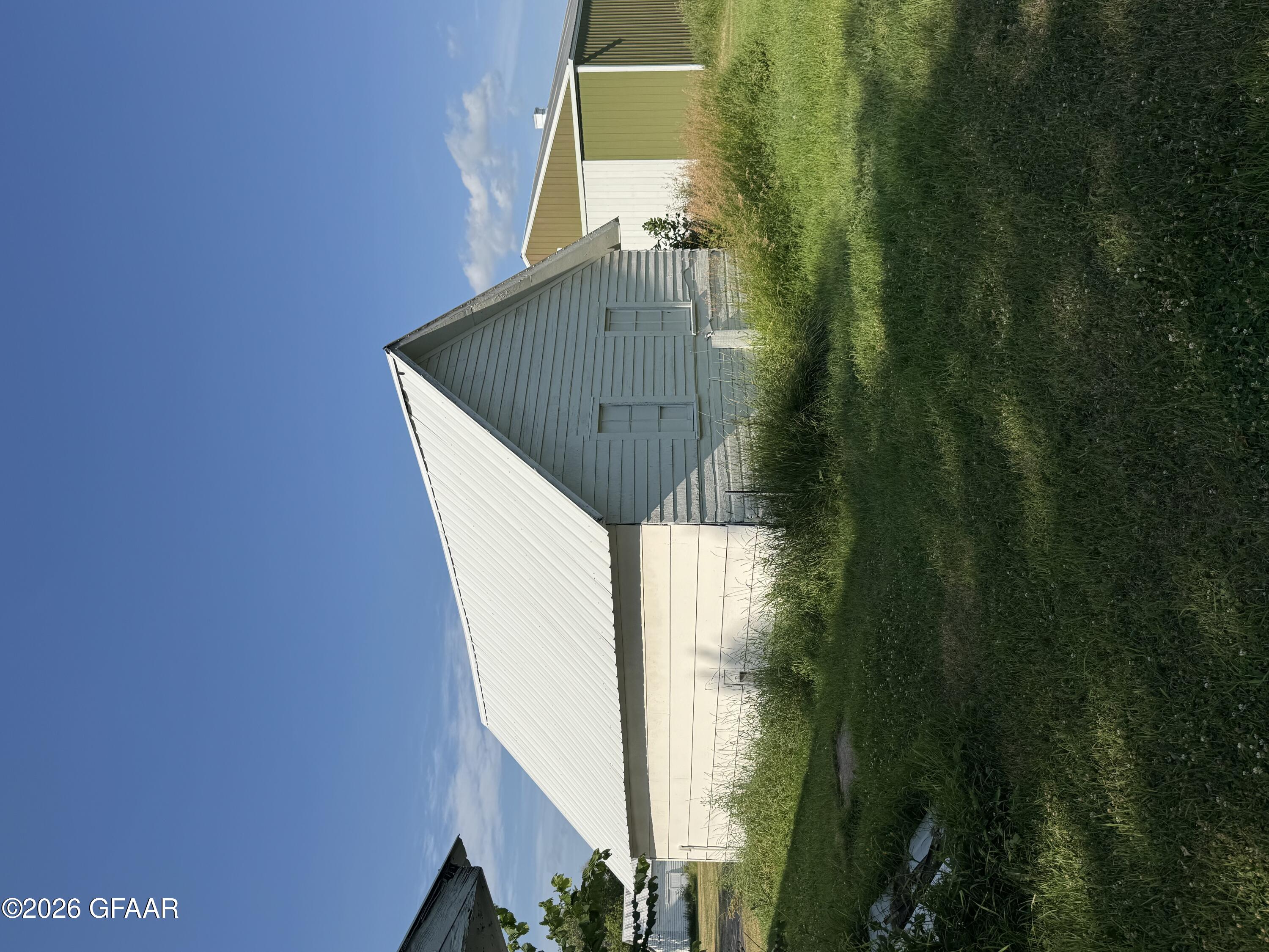 main property photo 12
