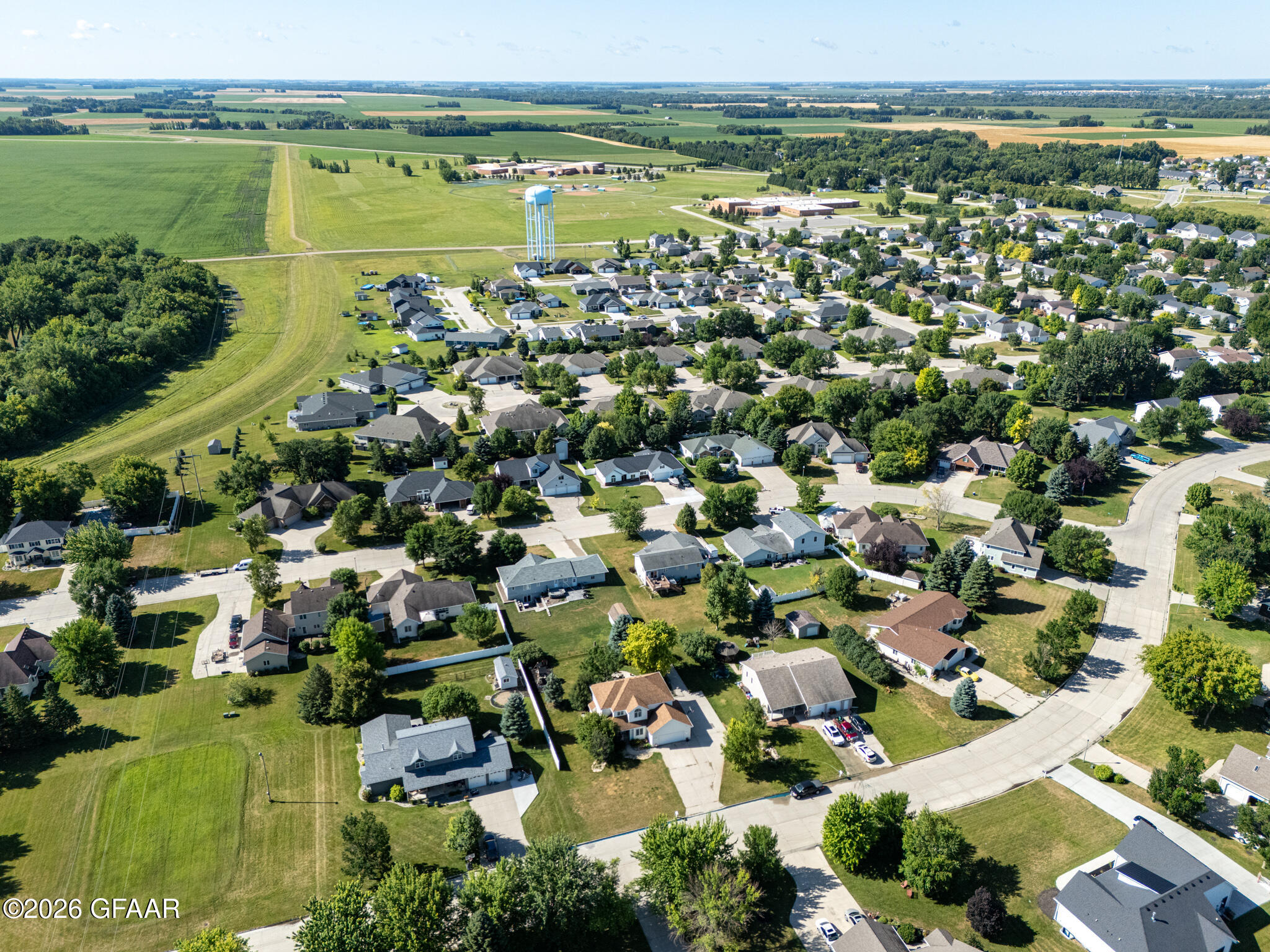 main property photo 40