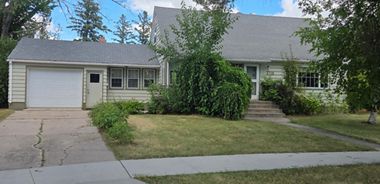 image of property with 3 Bed | 2 Bath | 2,877 Sqft