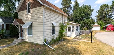 image of property with 2 Bed | 1 Bath | 1,373 Sqft