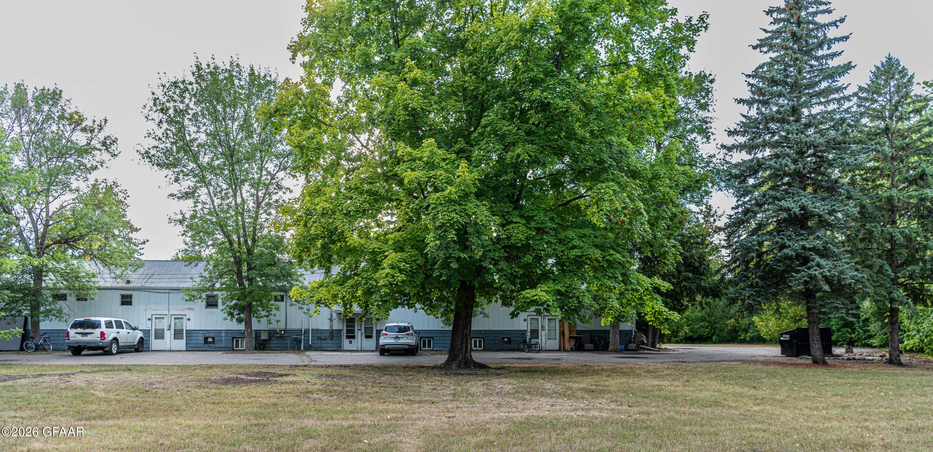 main property photo 13
