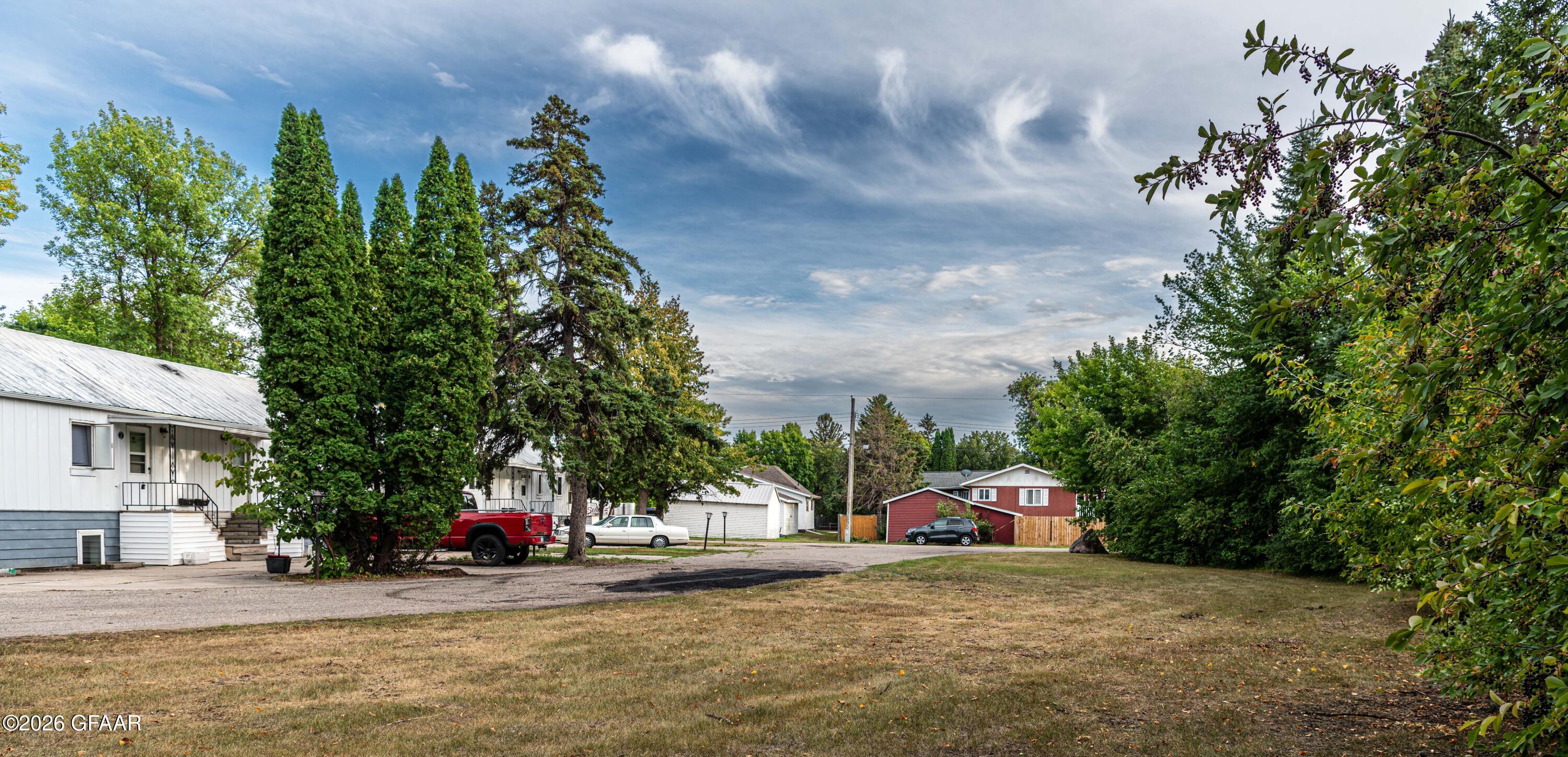 main property photo 6