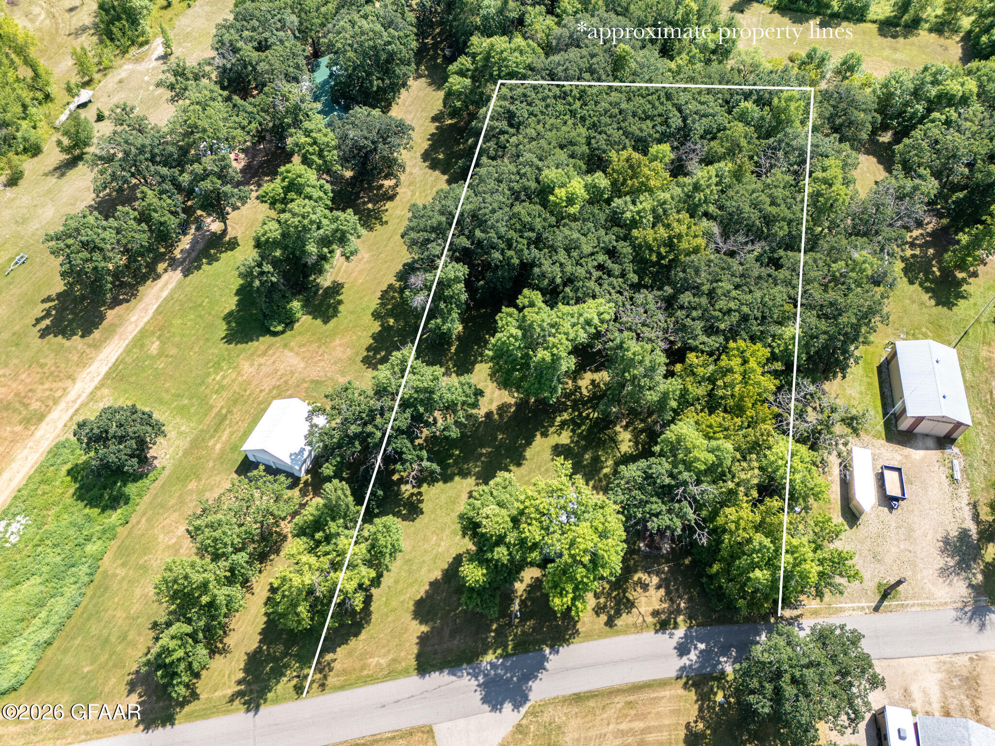 main property photo 38