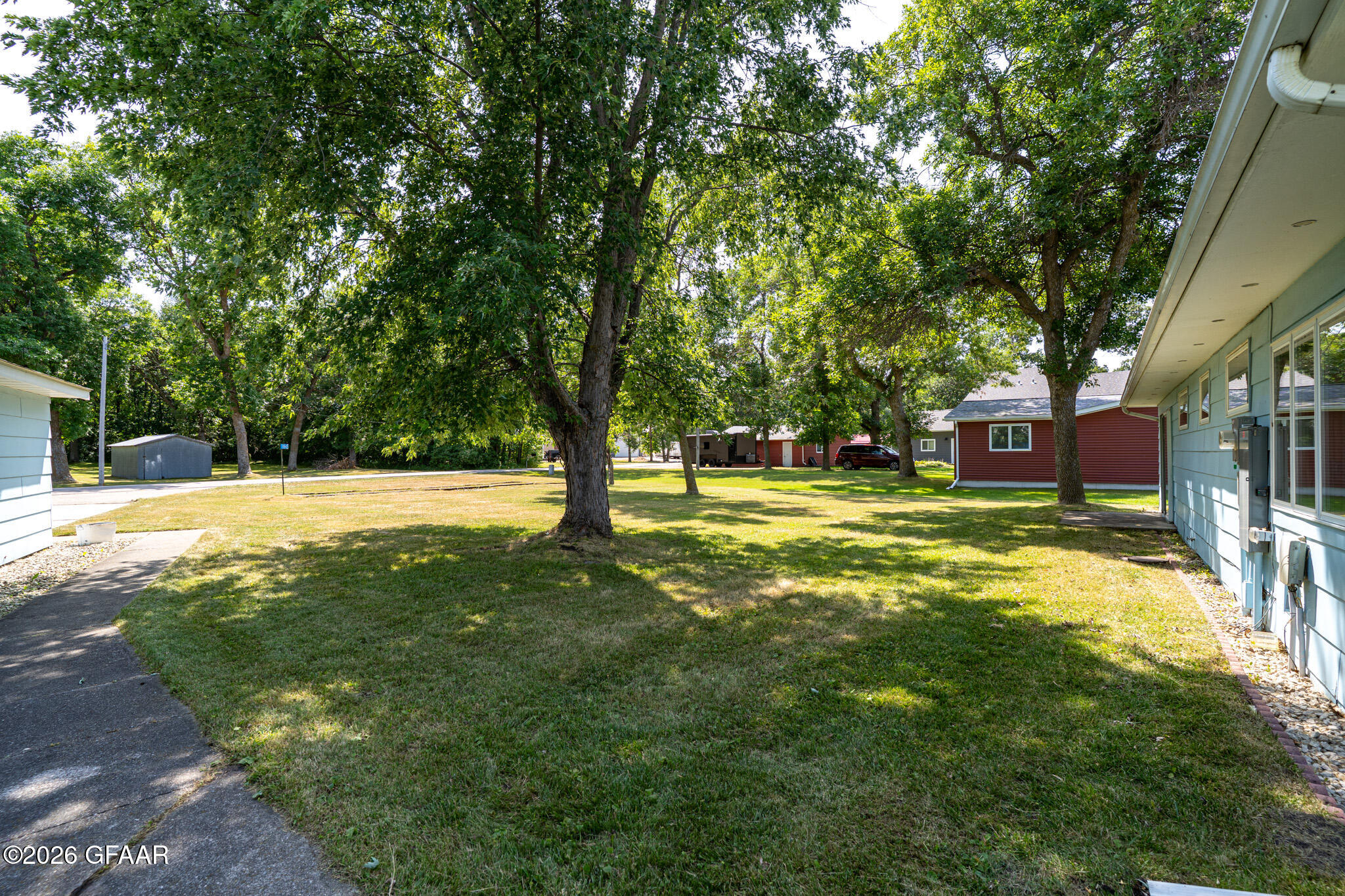 main property photo 51
