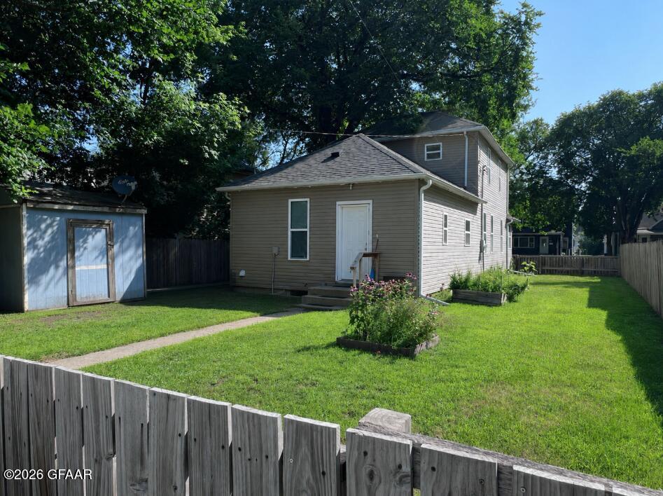 main property photo 25