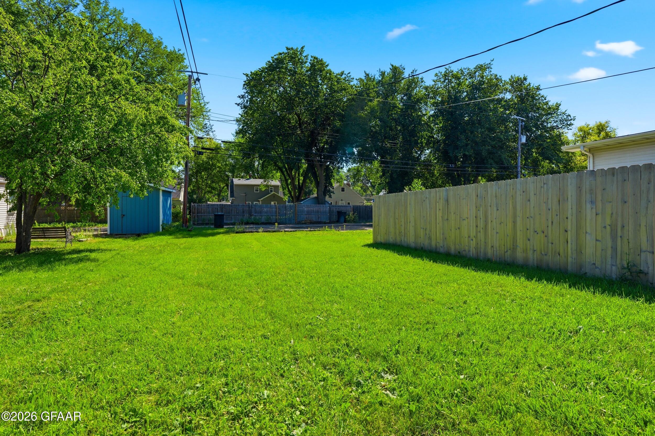 main property photo 18