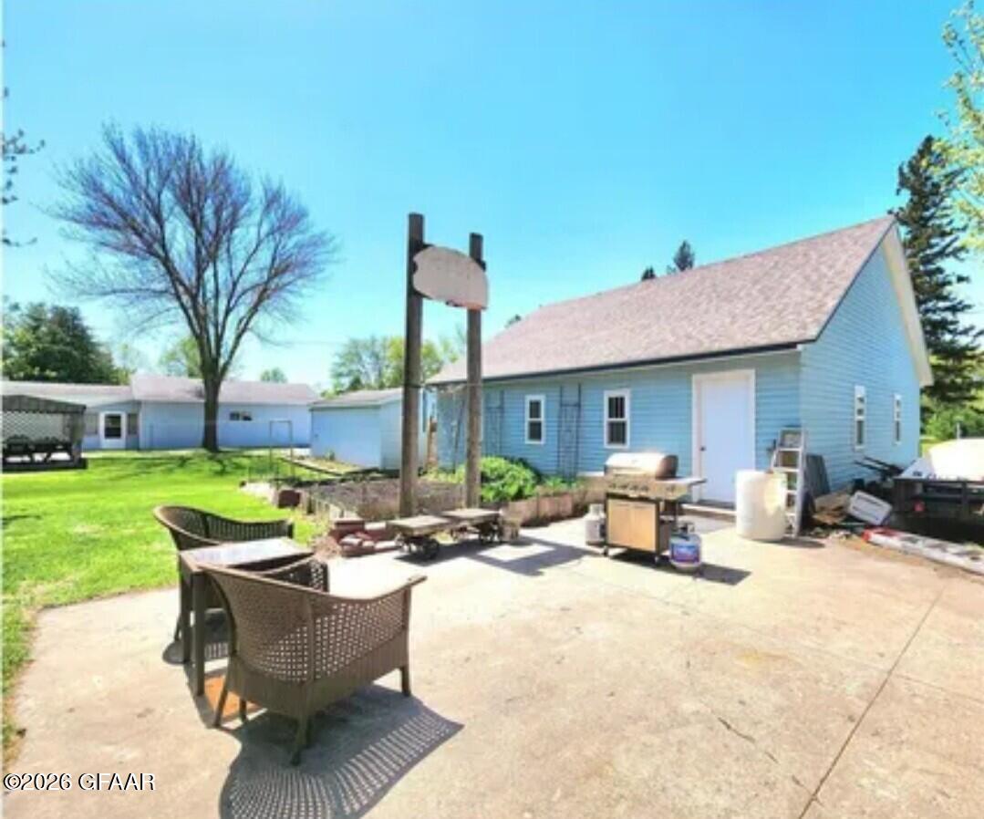 main property photo 46