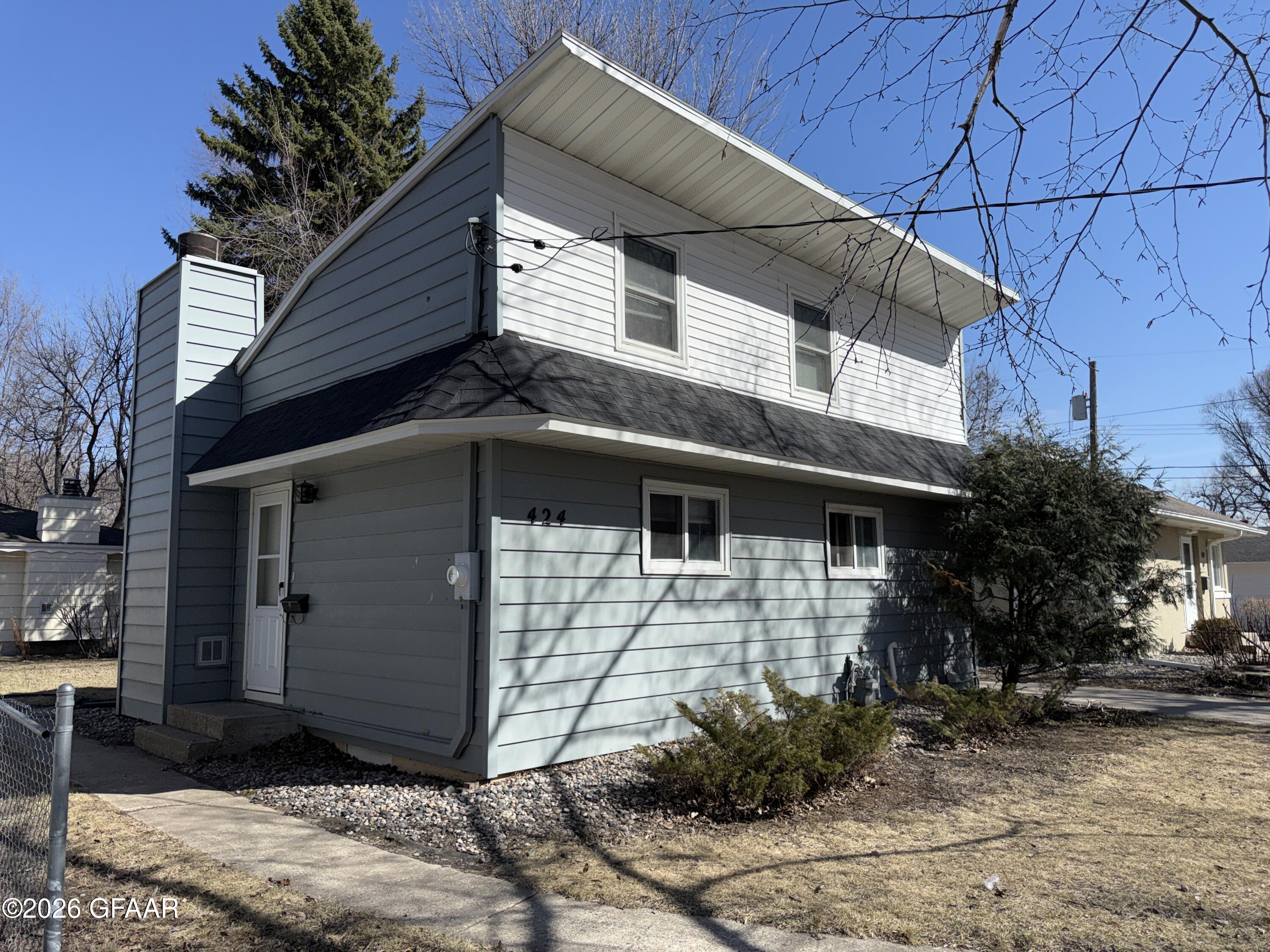 main property photo 7