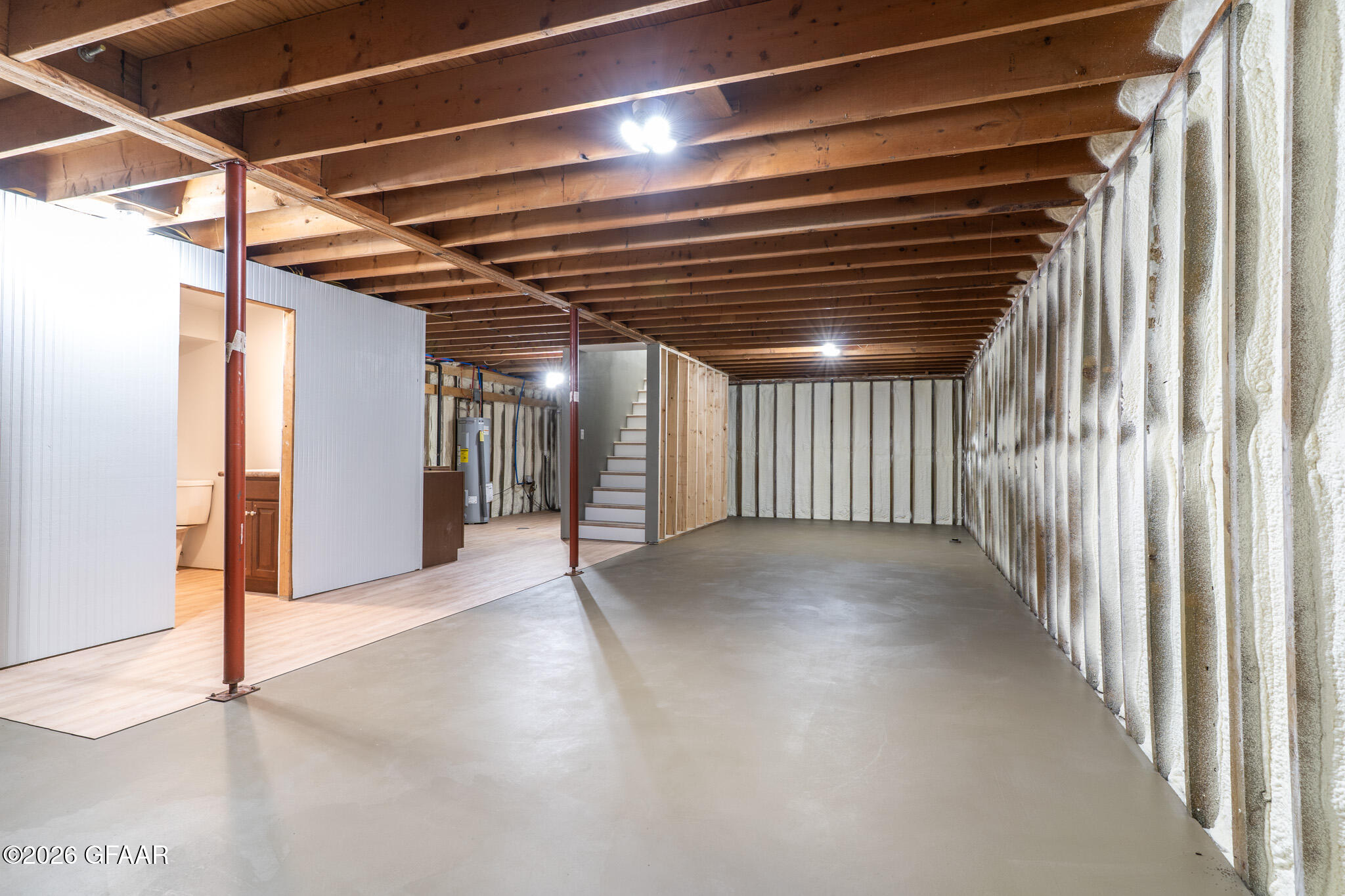 main property photo 25