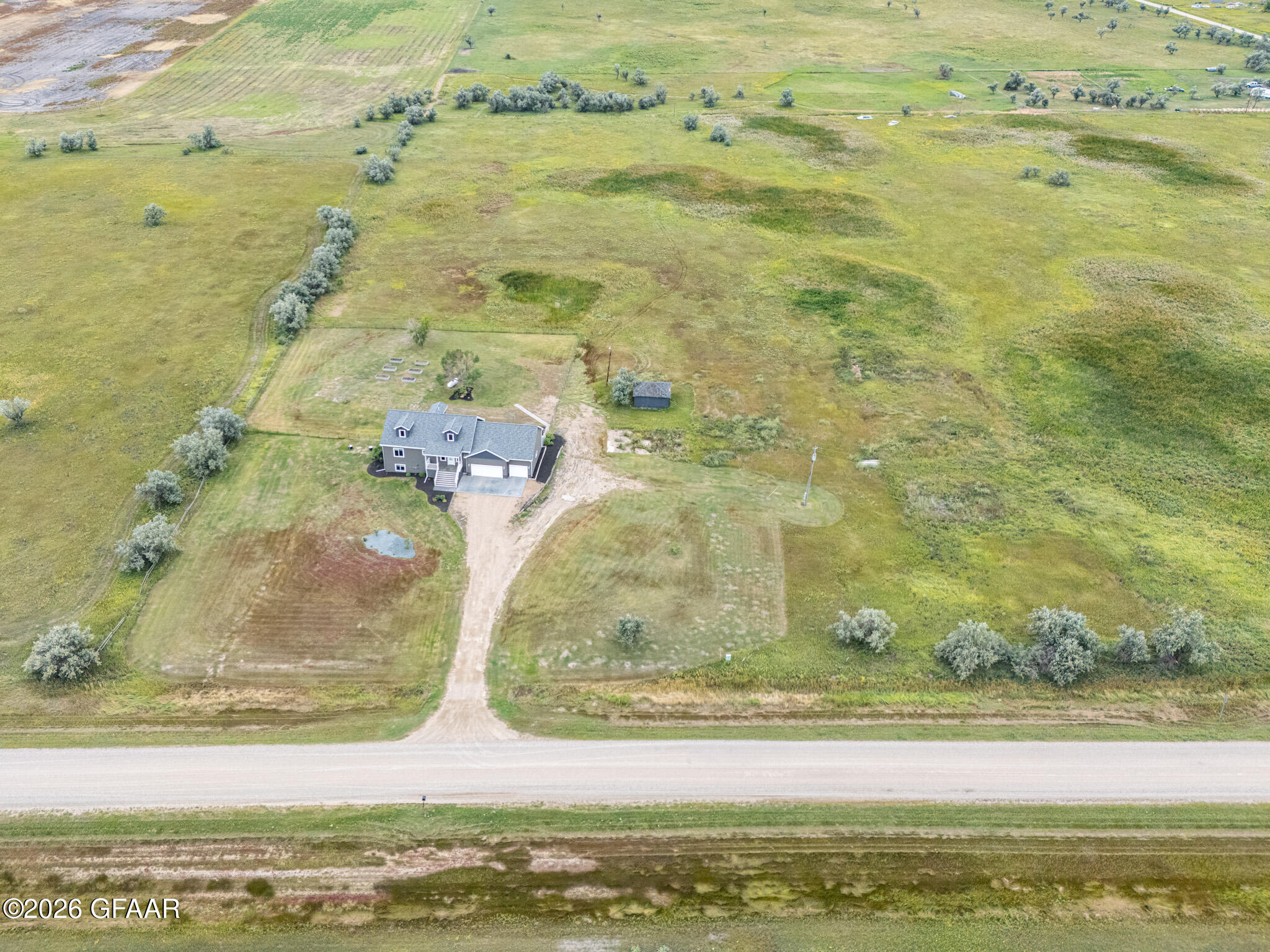 main property photo 33