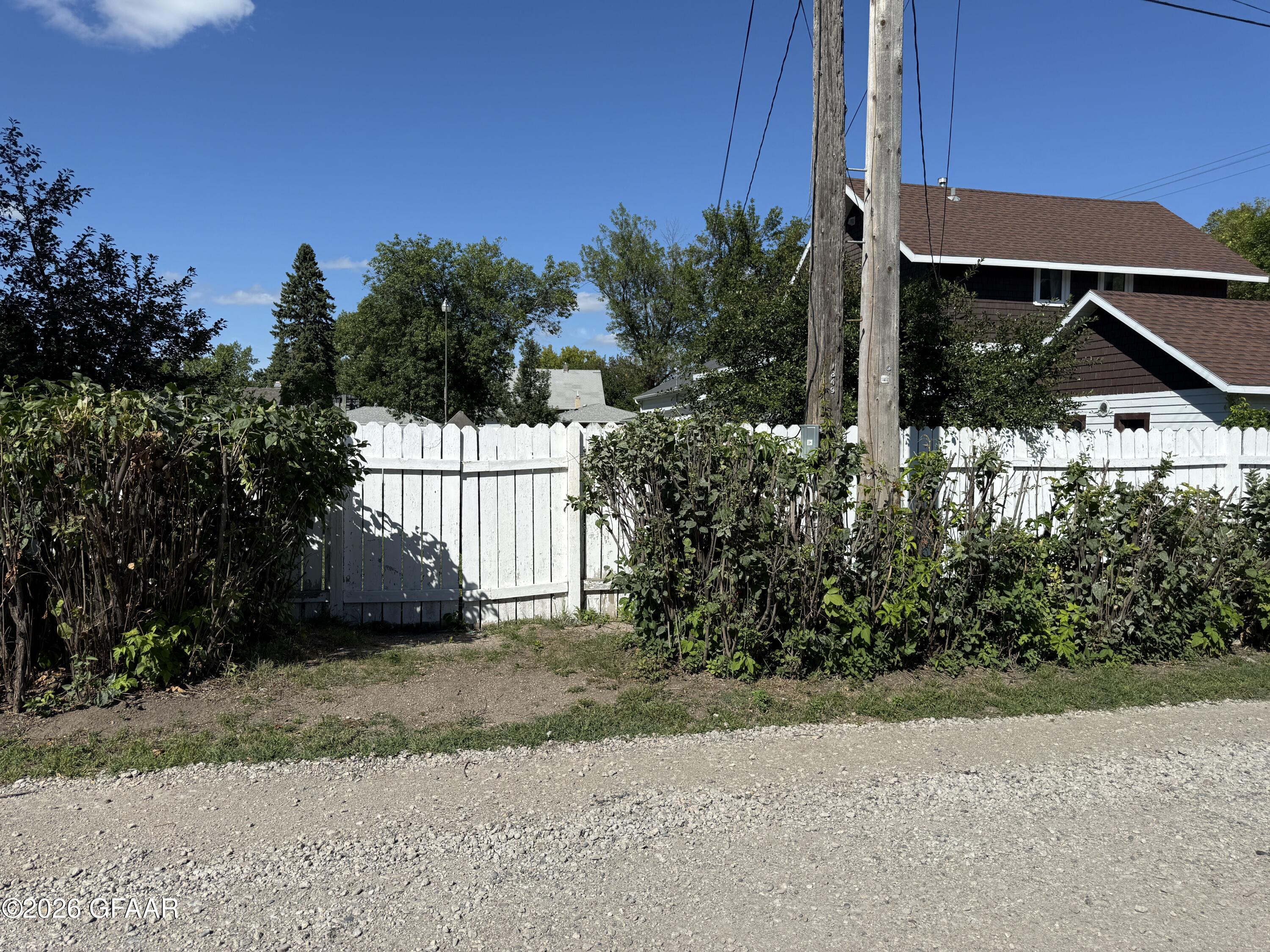 main property photo 57