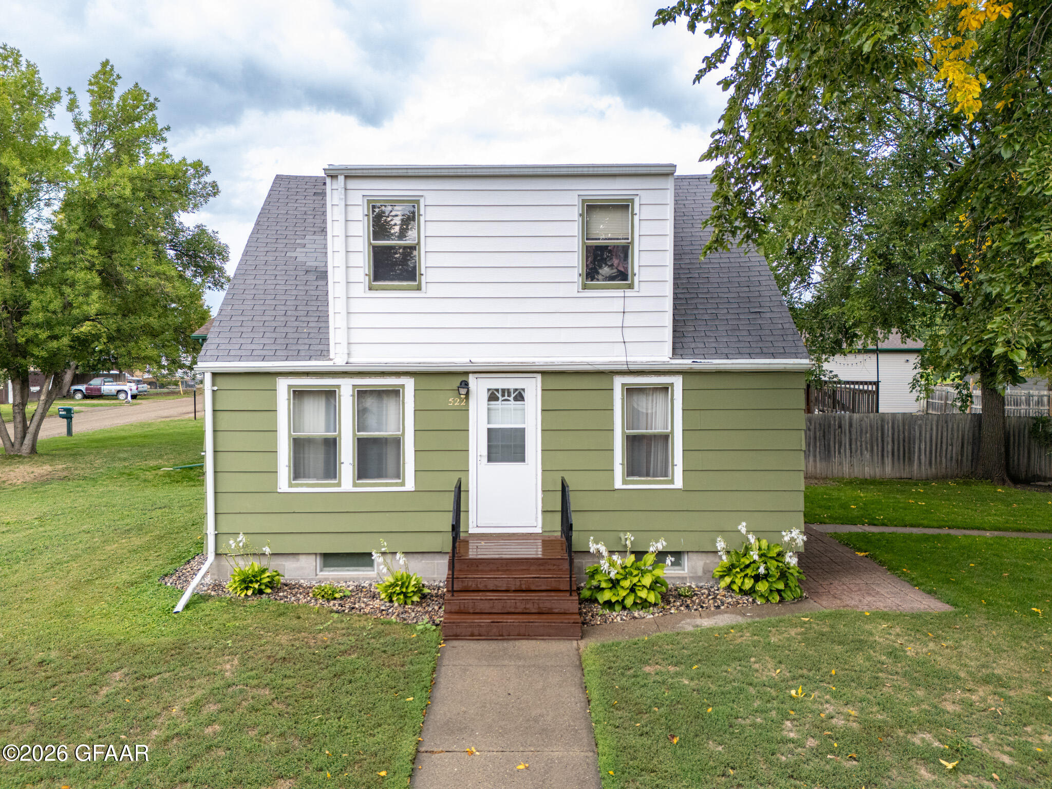 main property photo 0