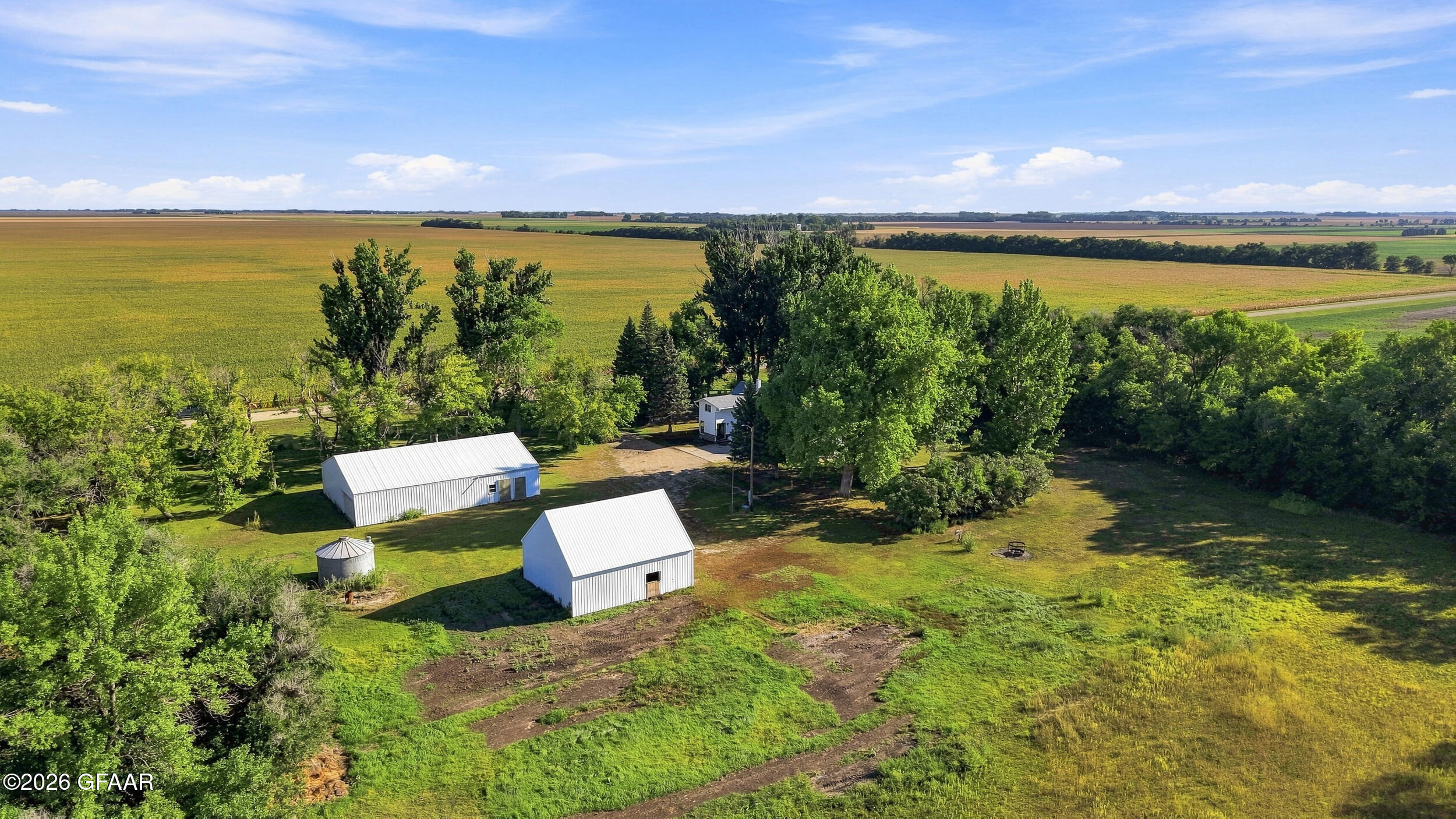 main property photo 47
