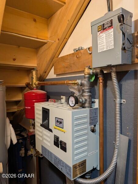 main property photo 14