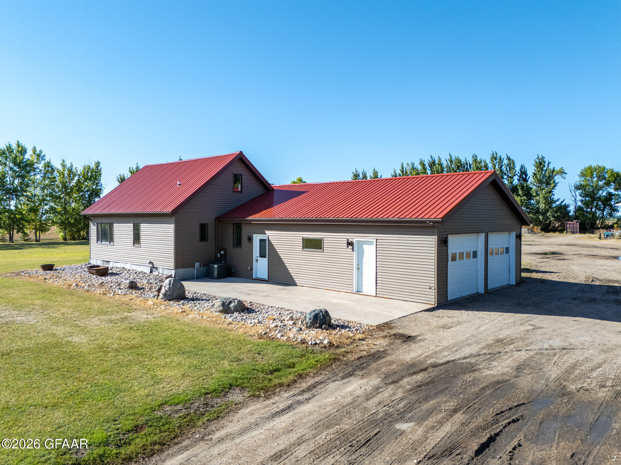 main property photo 0