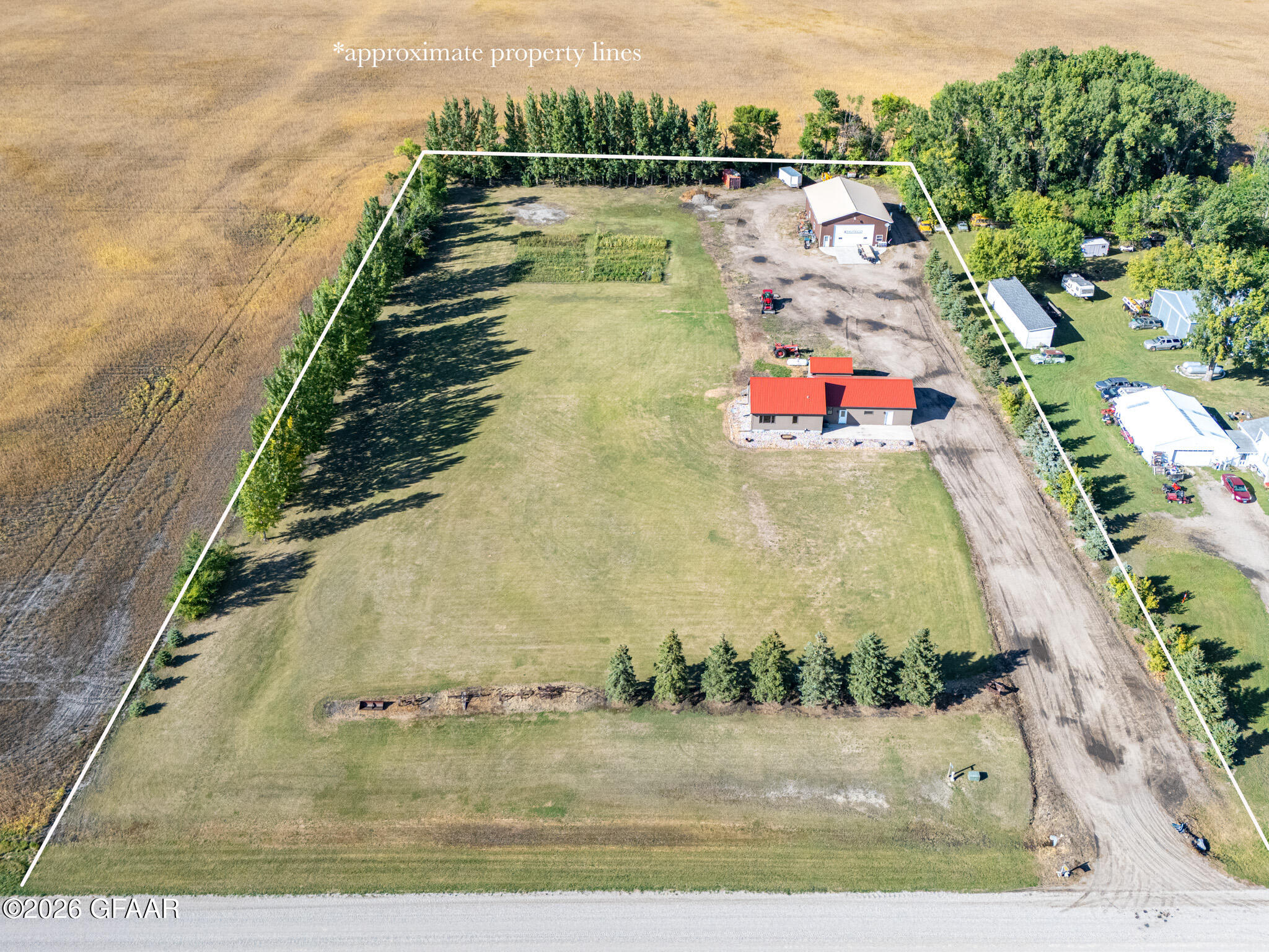 main property photo 4