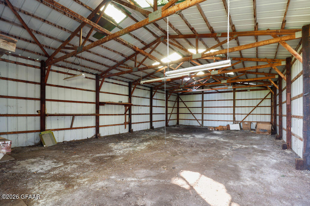 main property photo 47