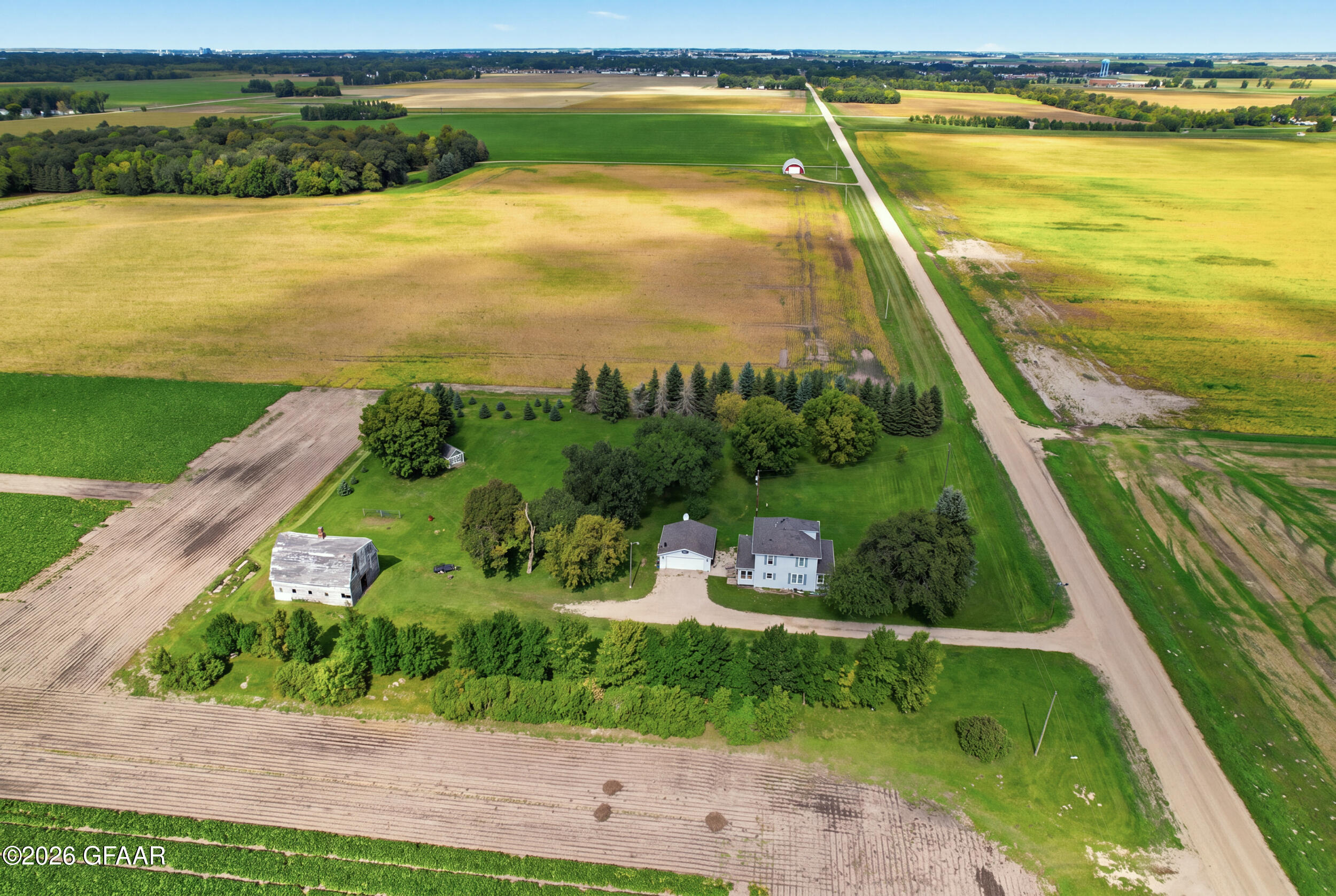 main property photo 31
